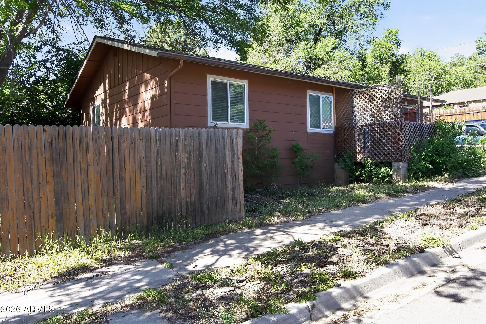 SUNNYSIDE FARMS - Residential