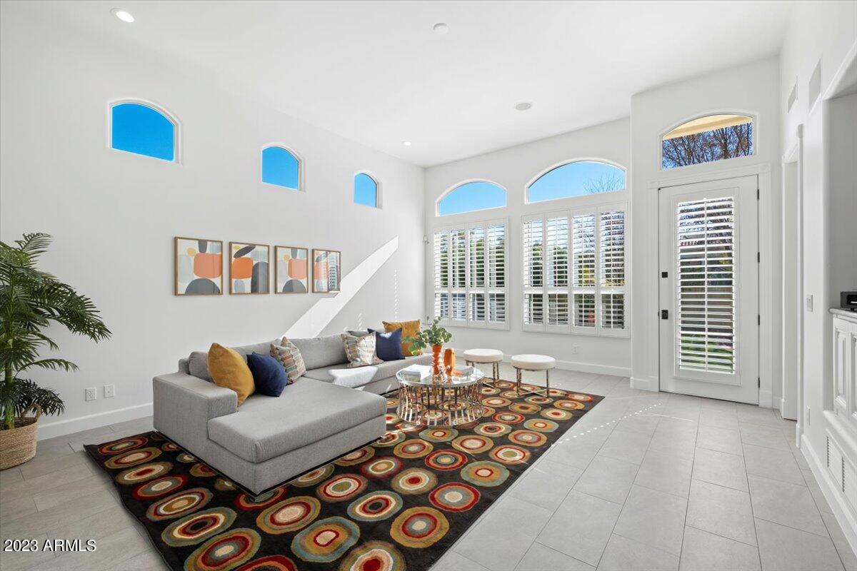 PARADISE ESTATES - Residential