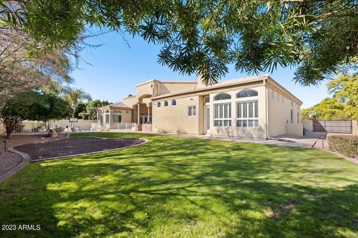PARADISE ESTATES - Residential