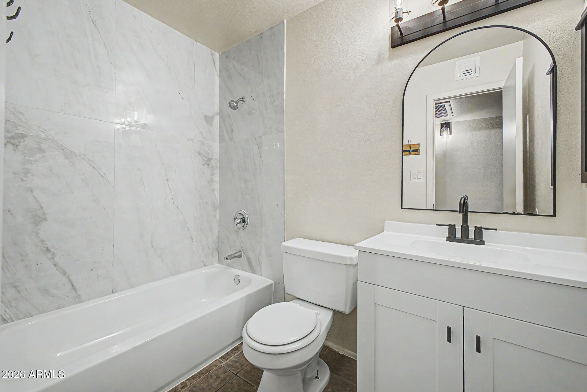 HALLCRAFT VILLAS WEST 8 - Residential