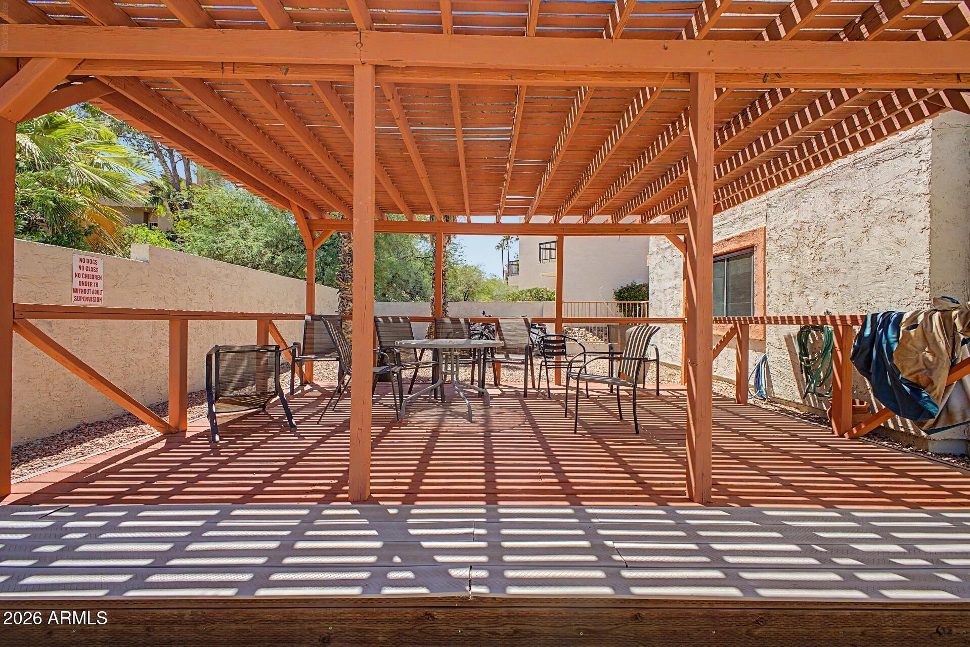 Vista Grande El Lago - Residential
