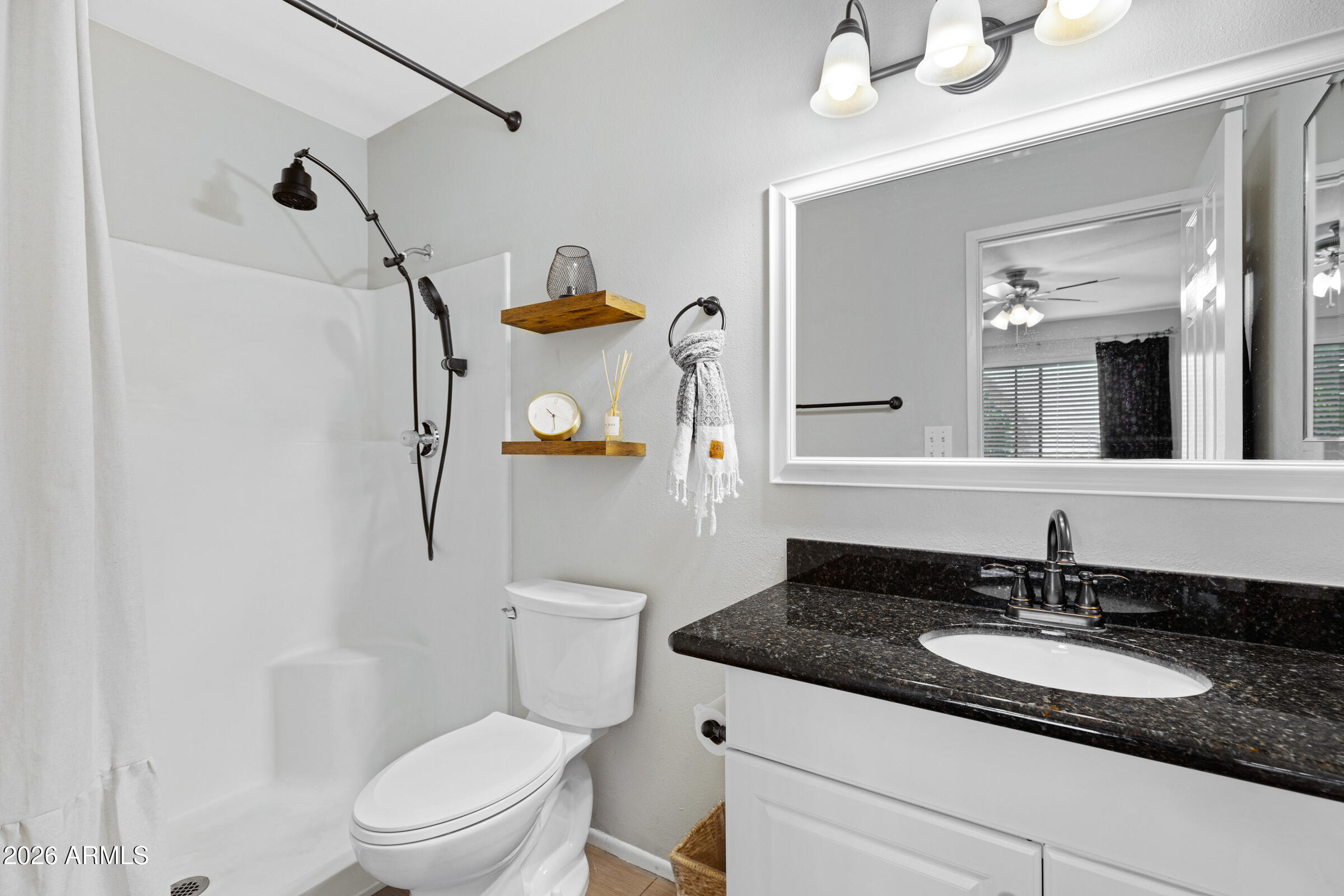 NEW WORLD GLENDALE UNIT 2 SECOND AMD - Residential