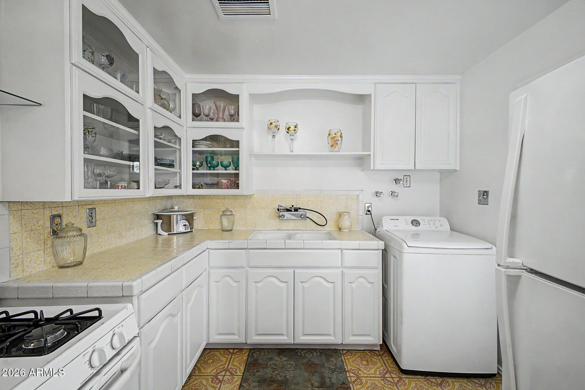 DEL MONTE VILLAGE 2 - Residential