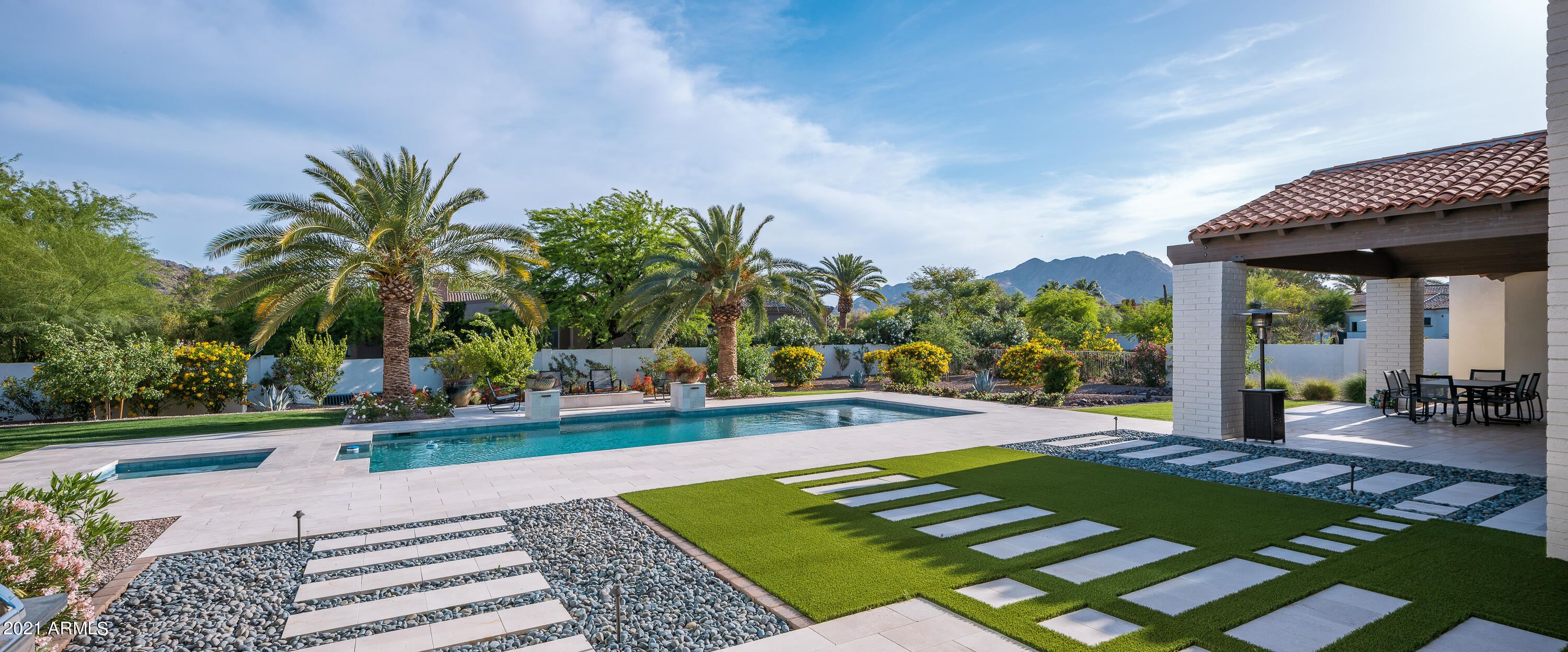 PARADISE COUNTRY ESTATES 2 - Residential