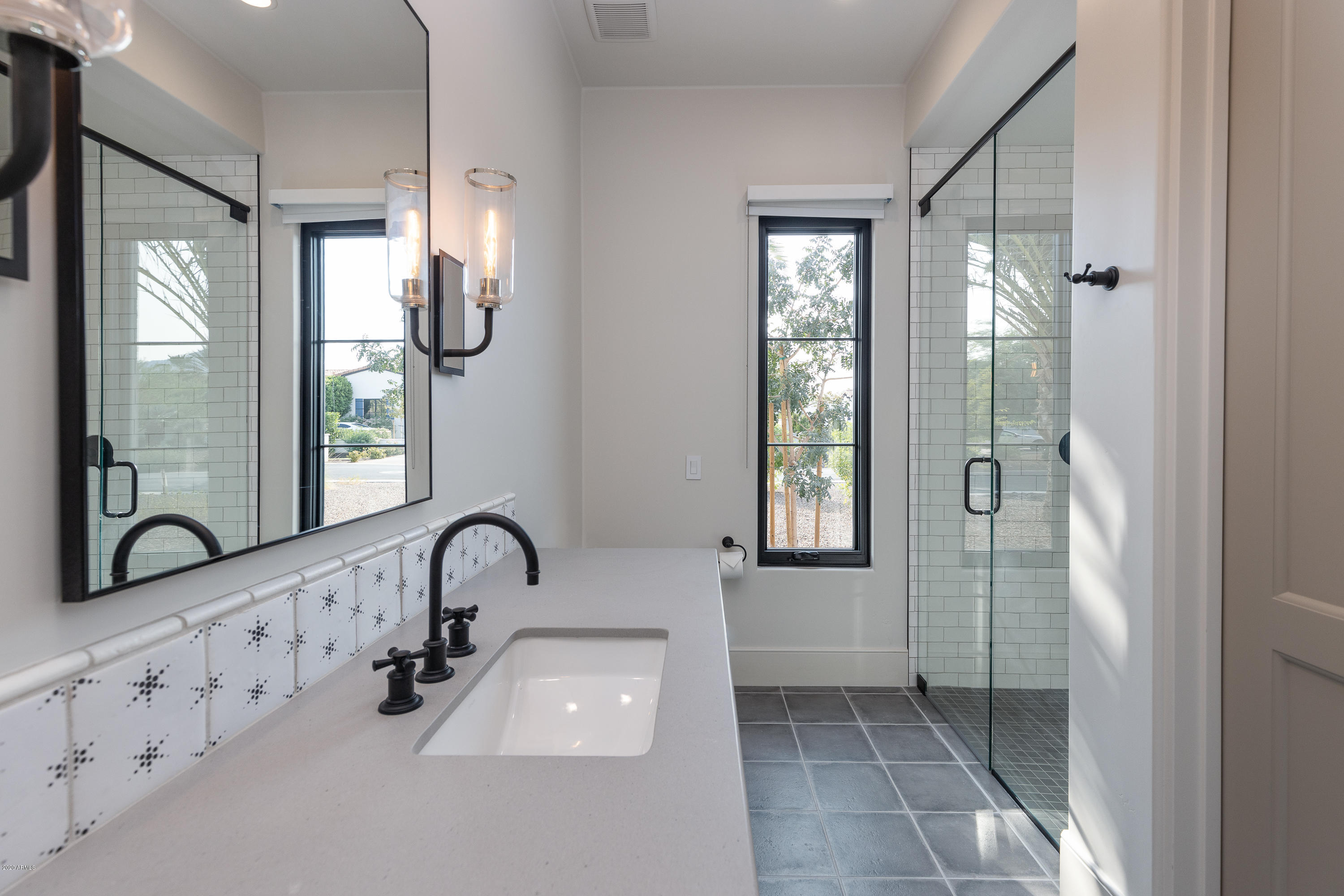 PARADISE COUNTRY ESTATES 2 - Residential