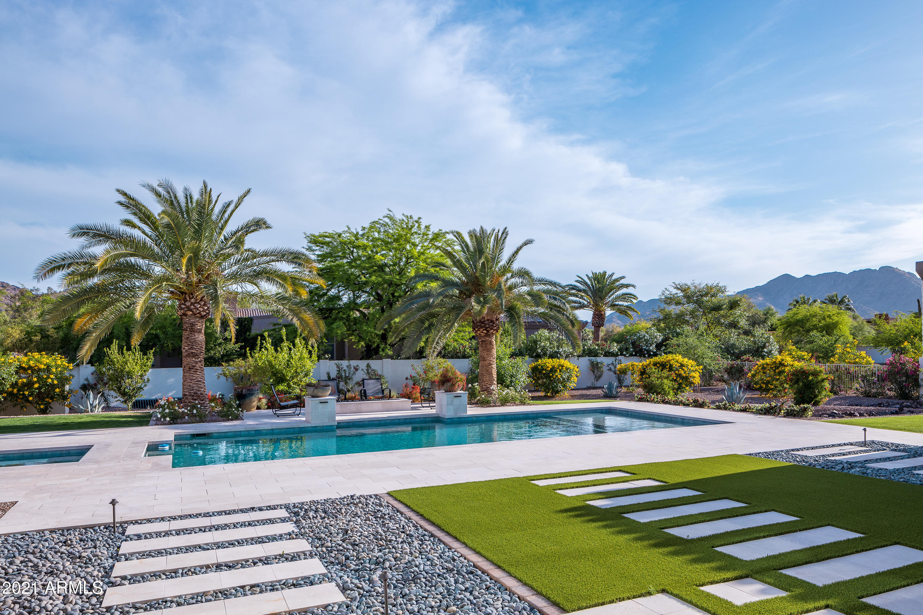 PARADISE COUNTRY ESTATES 2 - Residential