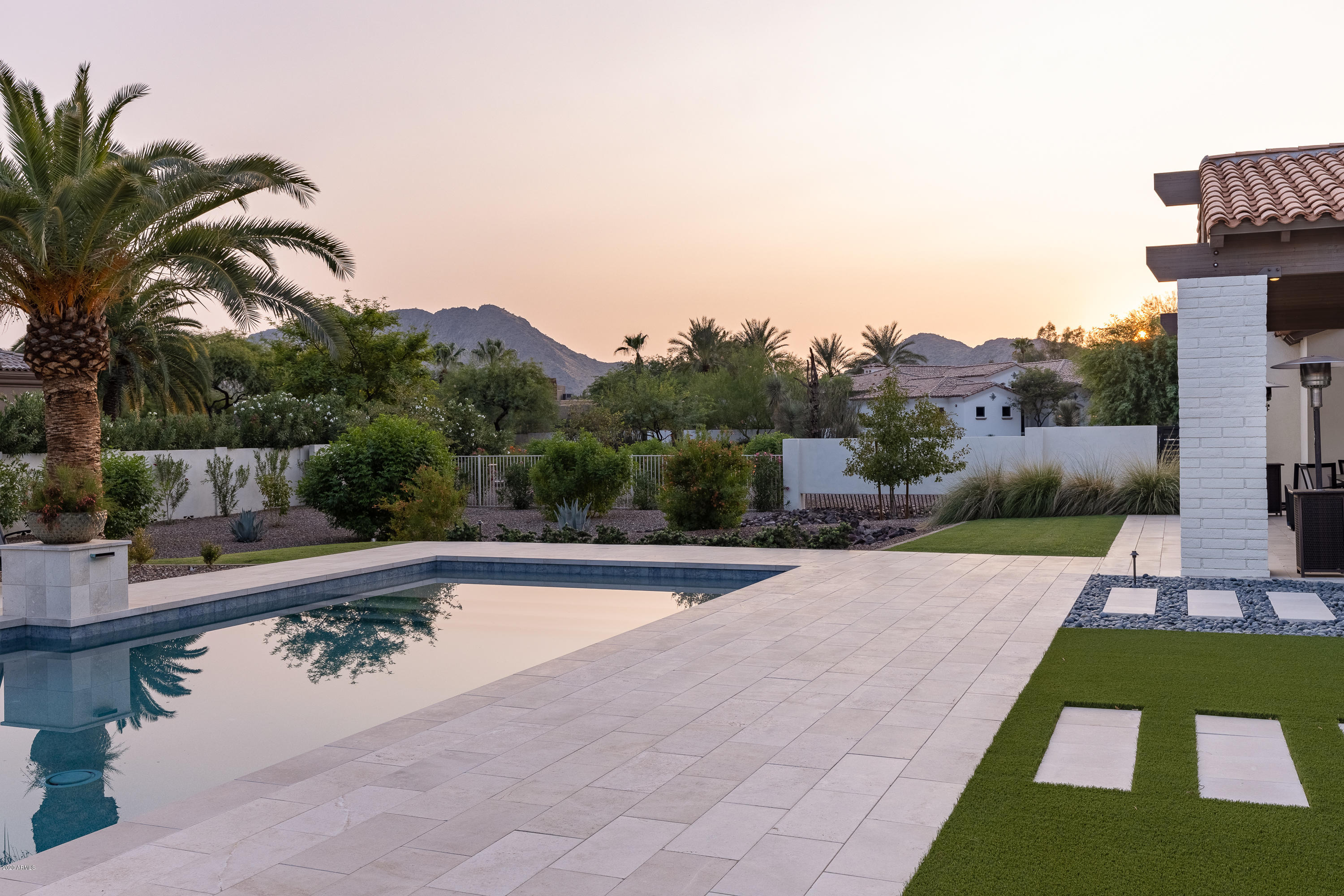 PARADISE COUNTRY ESTATES 2 - Residential