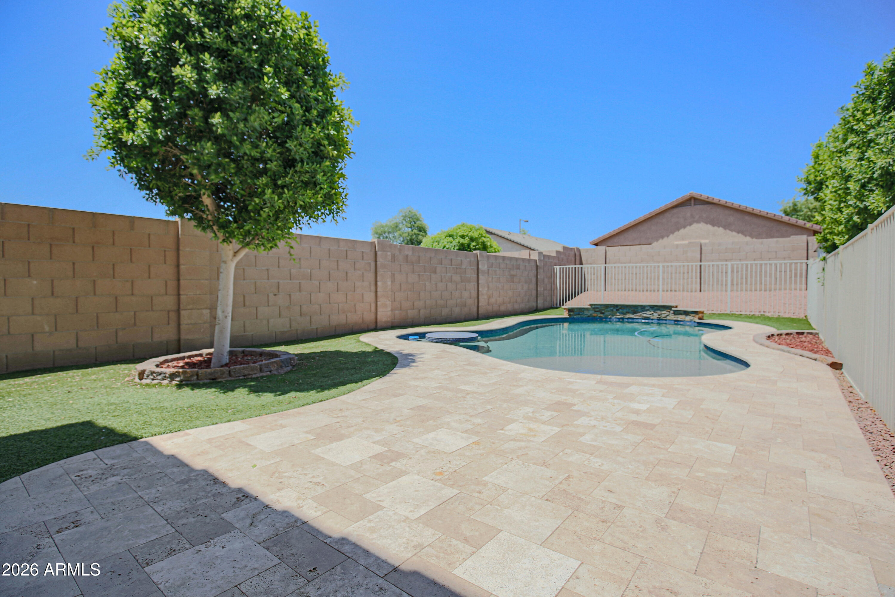 CRYSTAL VISTA - Residential