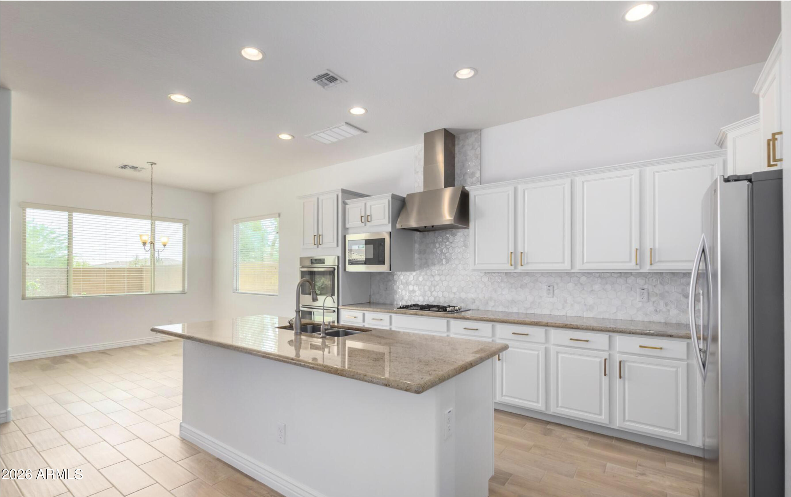 SONORAN COMMONS PHASE 1 REPLAT - Residential Lease