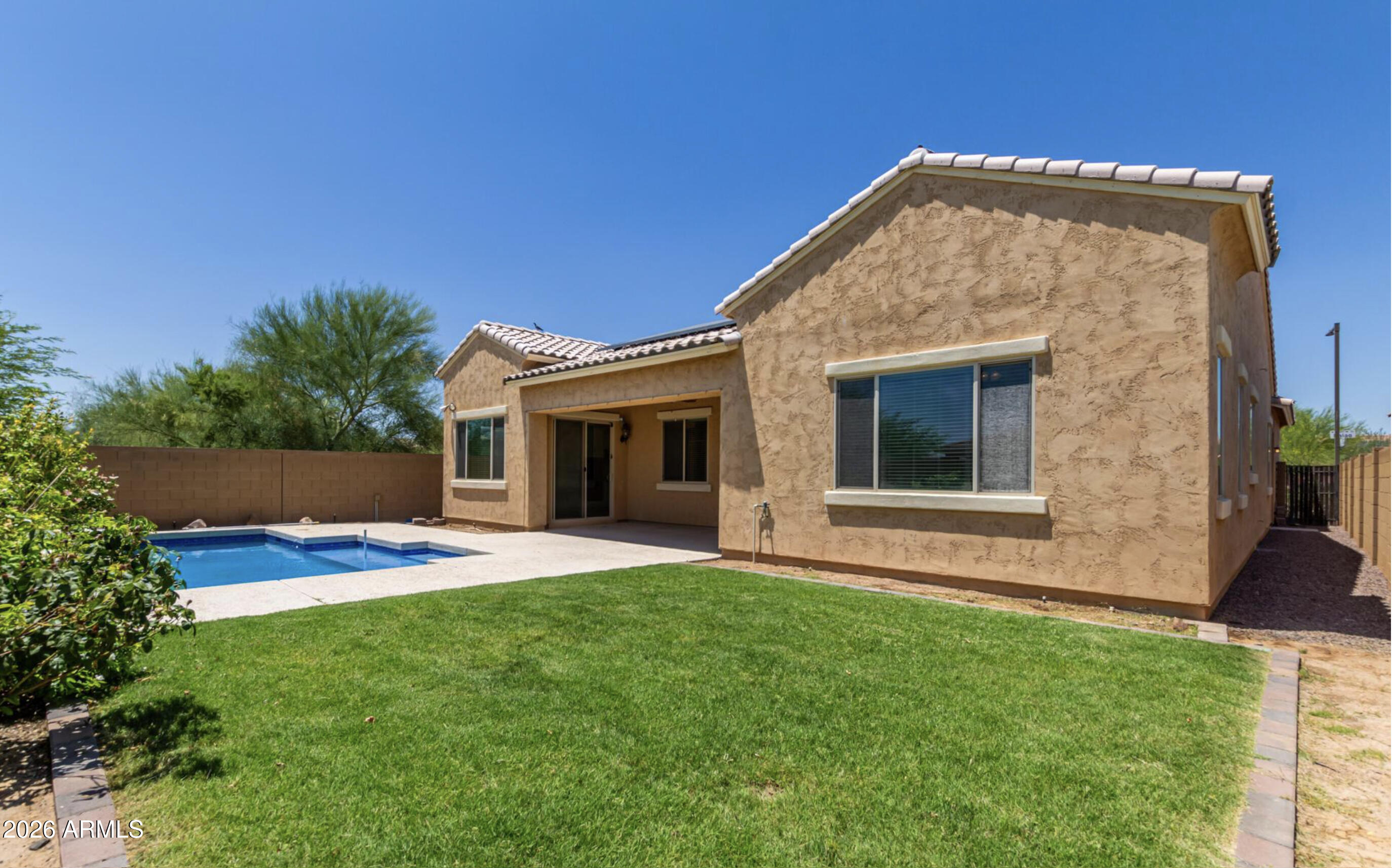 SONORAN COMMONS PHASE 1 REPLAT - Residential Lease