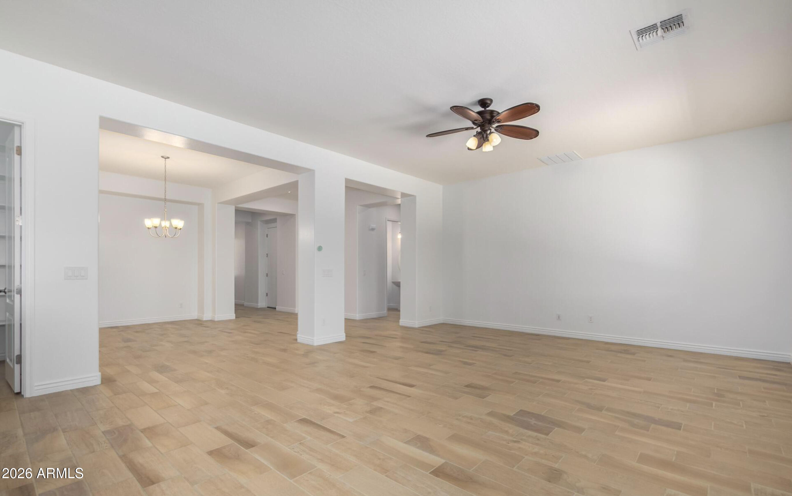 SONORAN COMMONS PHASE 1 REPLAT - Residential Lease