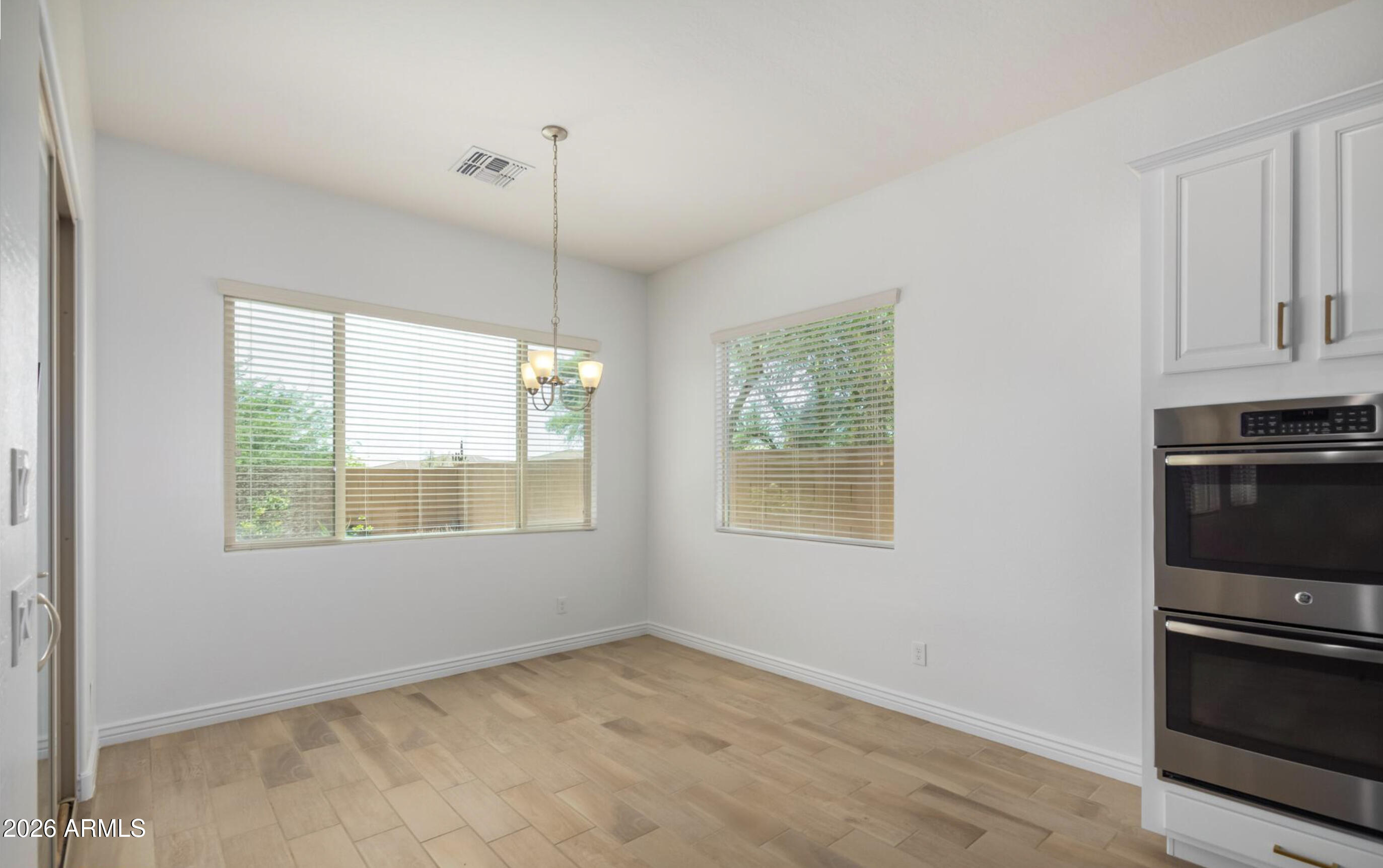 SONORAN COMMONS PHASE 1 REPLAT - Residential Lease