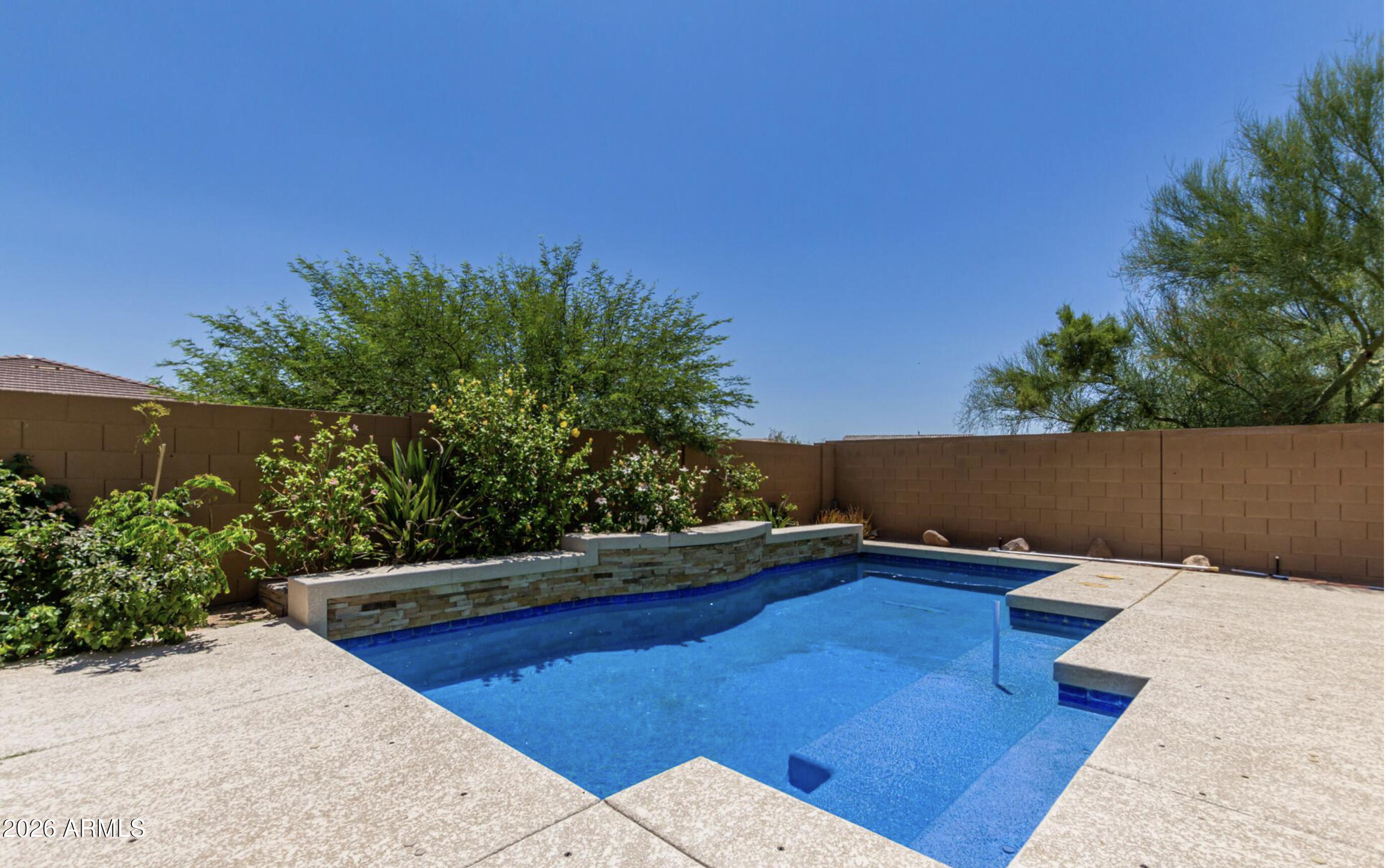 SONORAN COMMONS PHASE 1 REPLAT - Residential Lease
