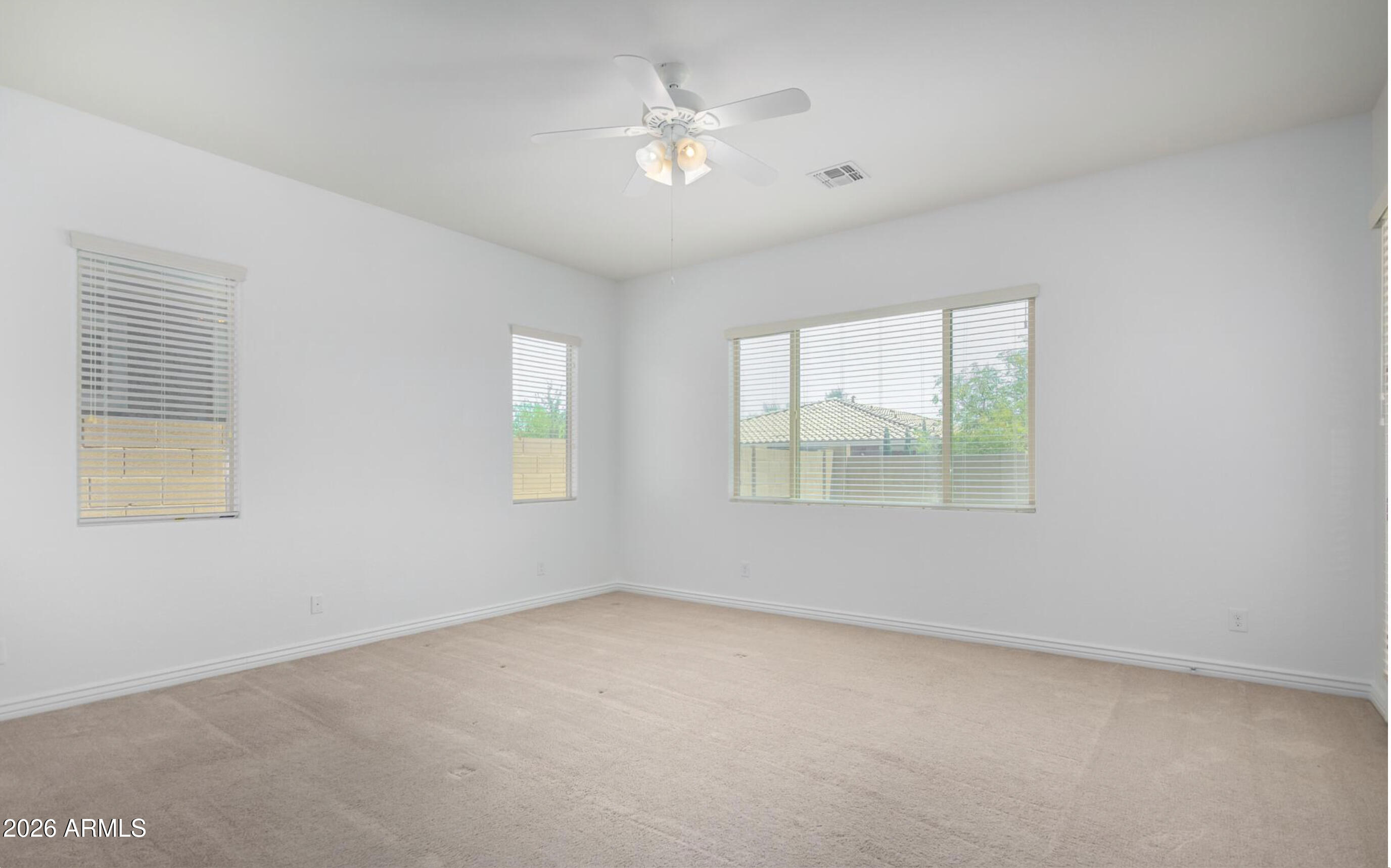SONORAN COMMONS PHASE 1 REPLAT - Residential Lease