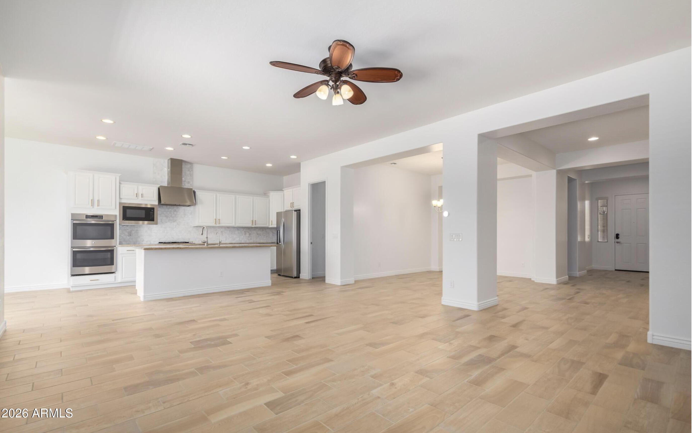 SONORAN COMMONS PHASE 1 REPLAT - Residential Lease