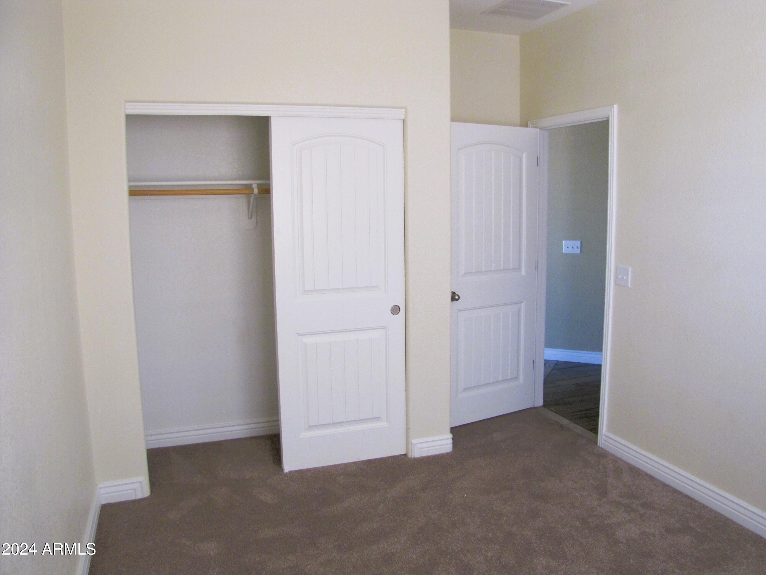 ESTATES AT HOLIDAY - Residential Lease