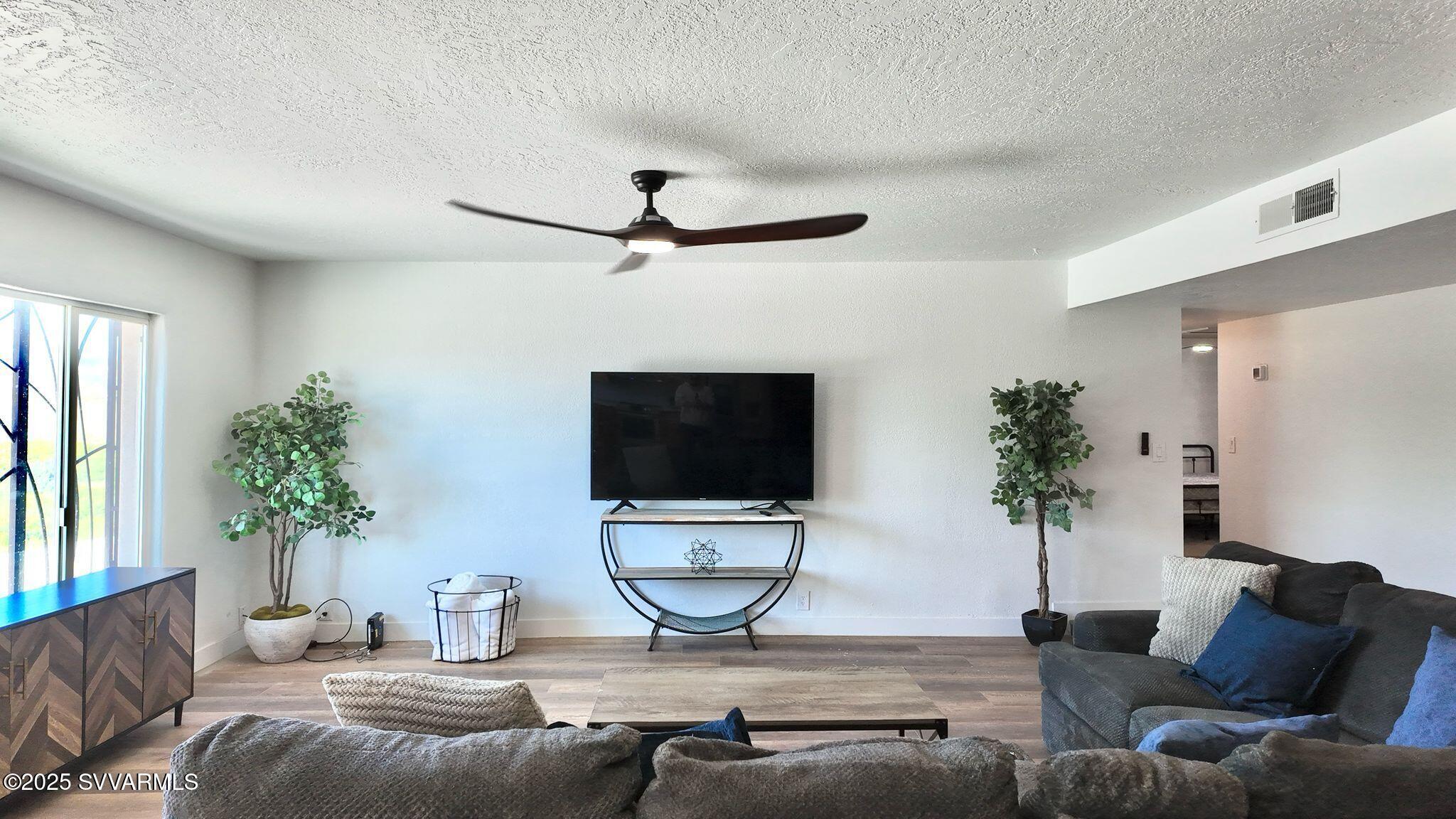 Under 5 Acres - Residential