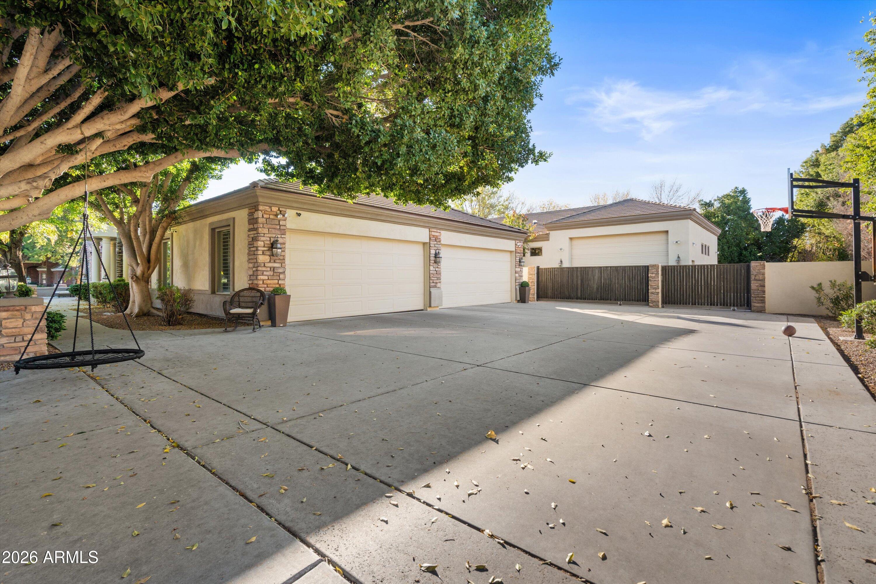 SOMERSET ESTATES - Residential