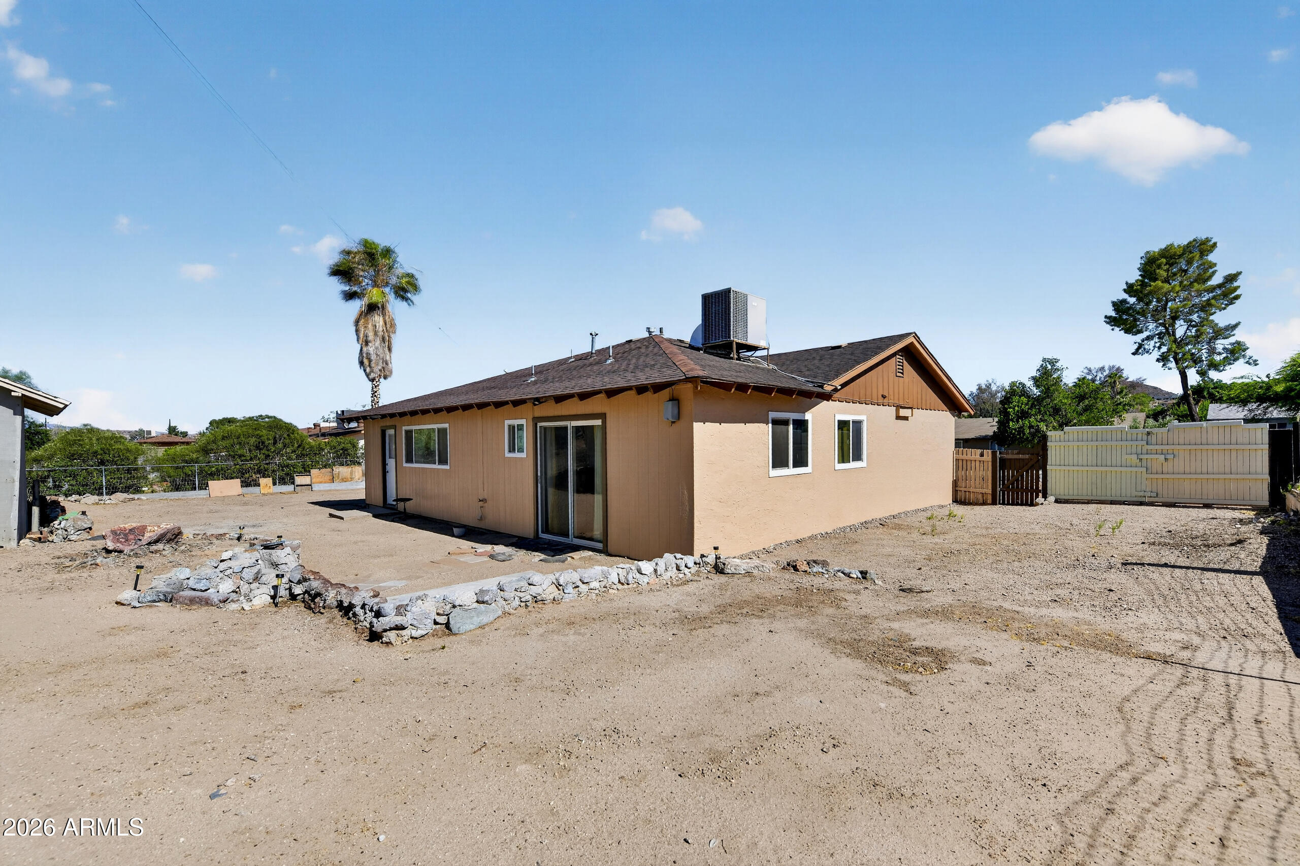 SUNNY COVE - Residential