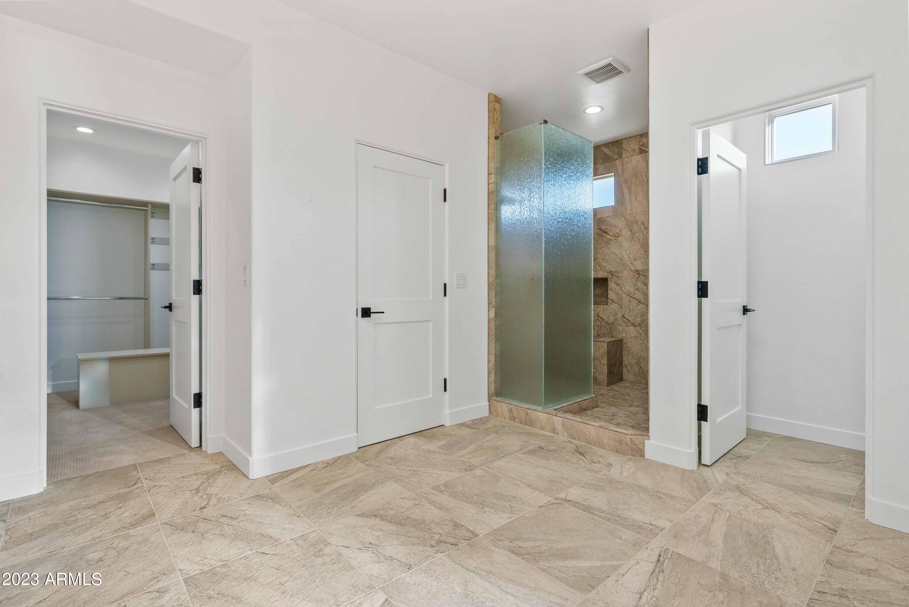 TROON RIDGE ESTATES III/IV - Residential