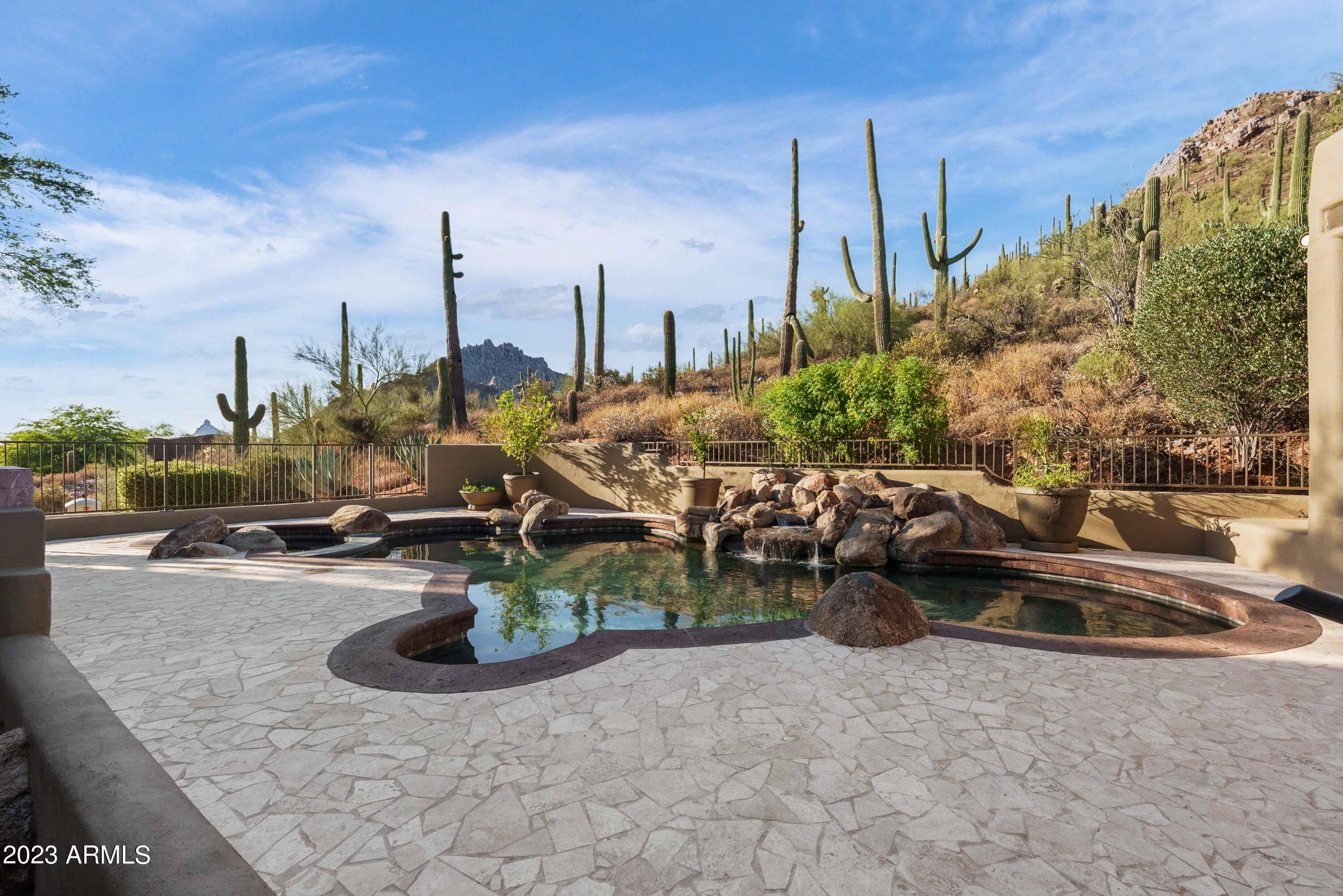 TROON RIDGE ESTATES III/IV - Residential