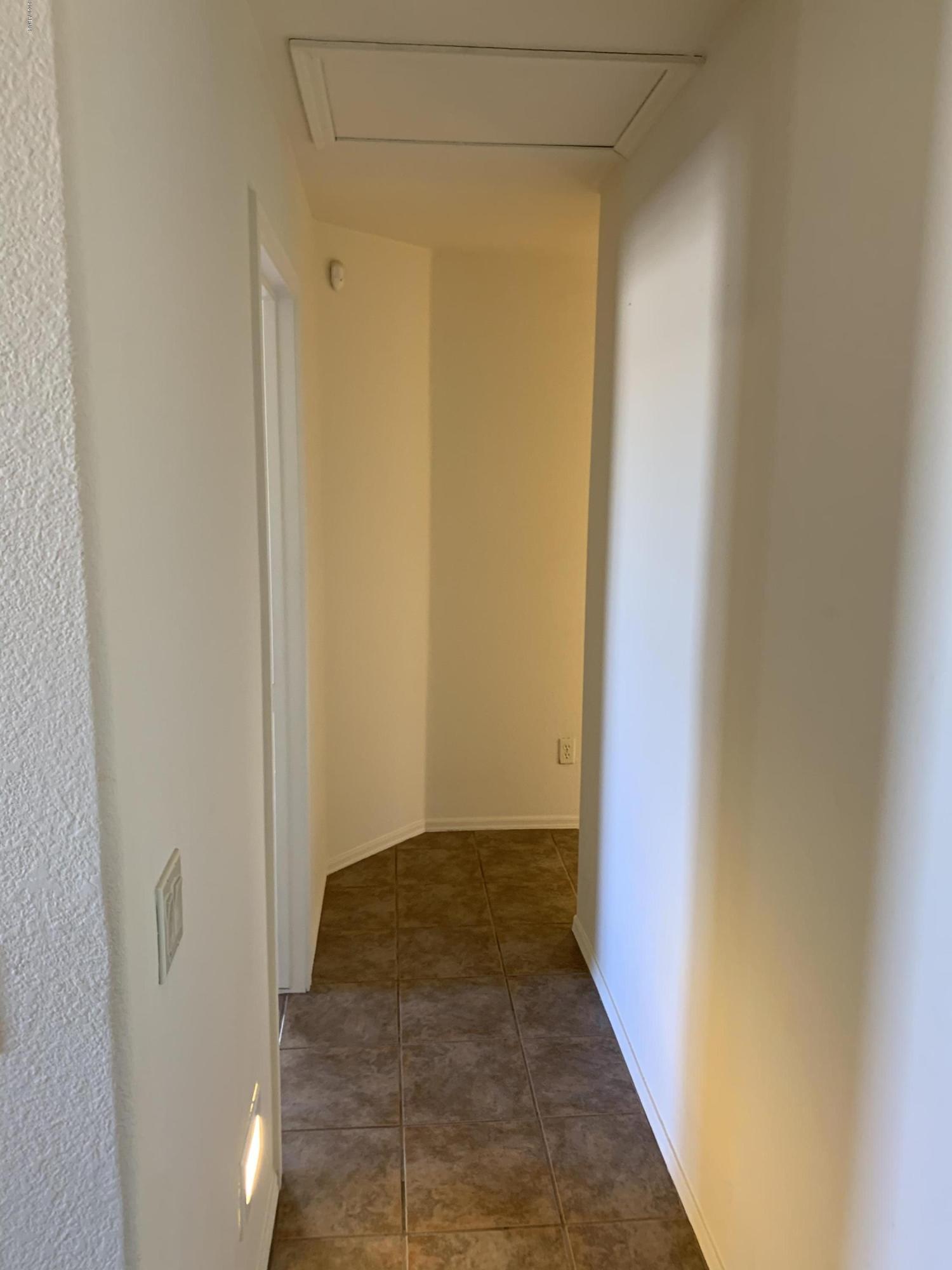 CANYON DE FLORES PHASE 2C - Residential Lease