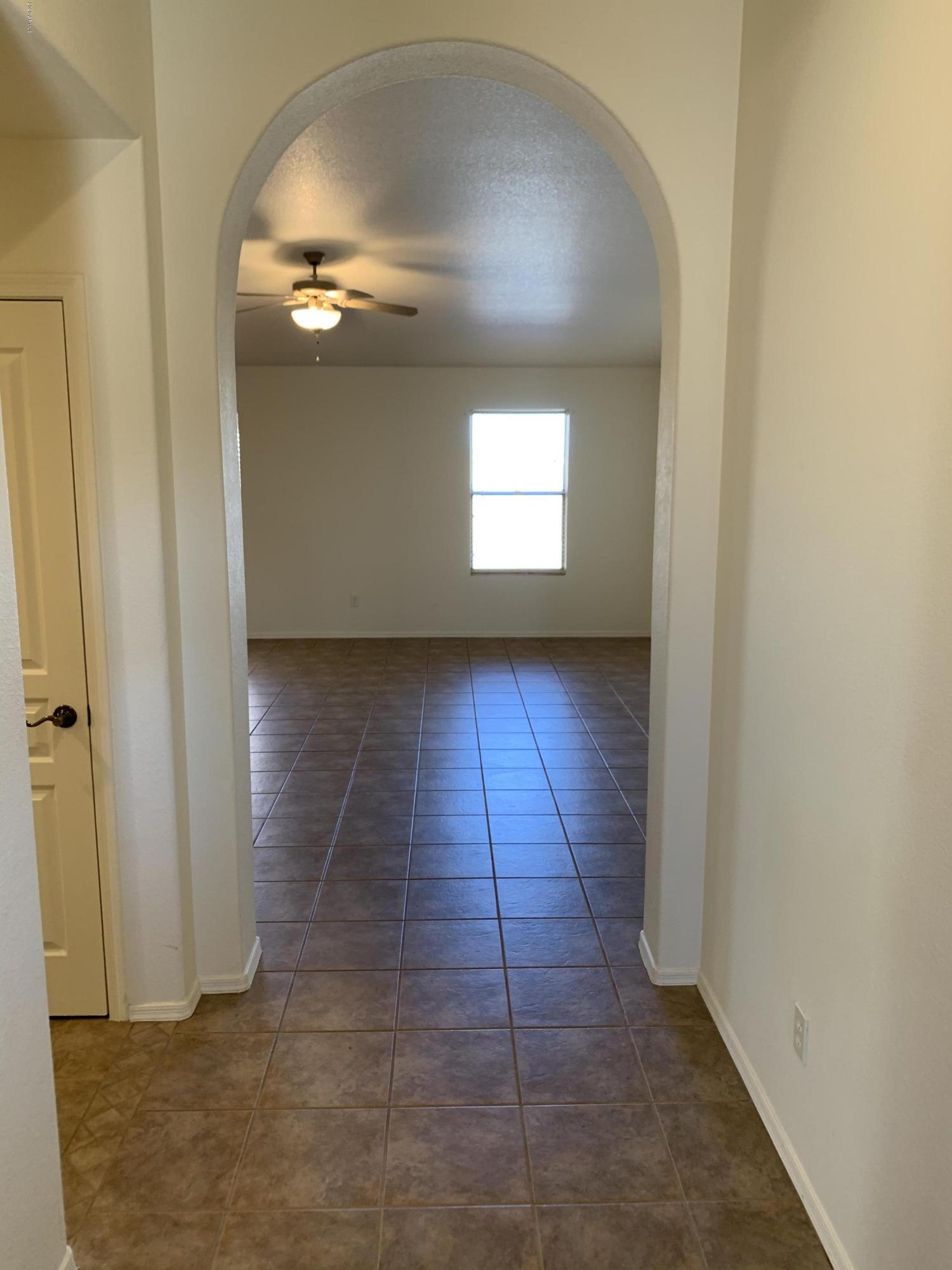 CANYON DE FLORES PHASE 2C - Residential Lease