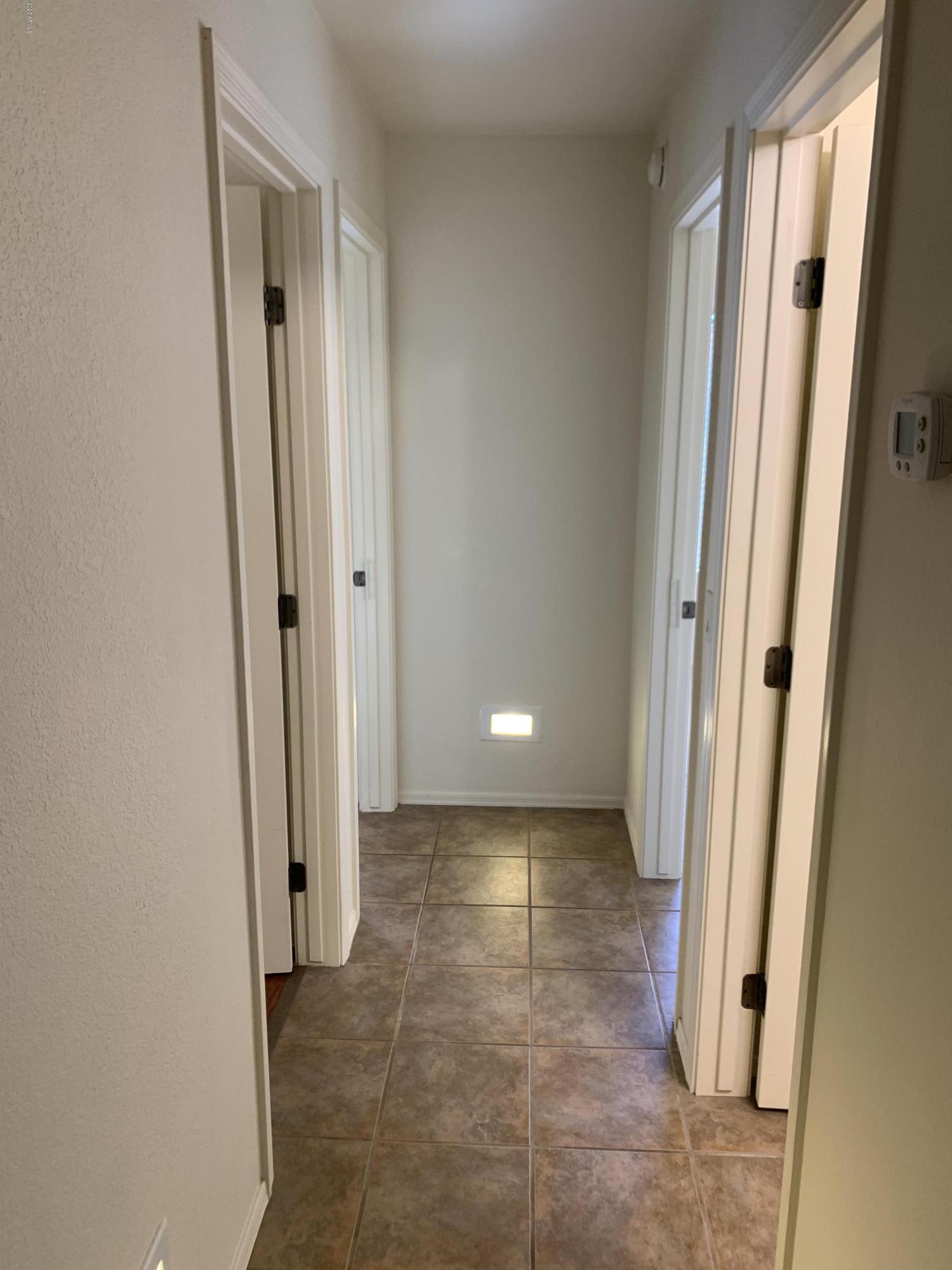 CANYON DE FLORES PHASE 2C - Residential Lease