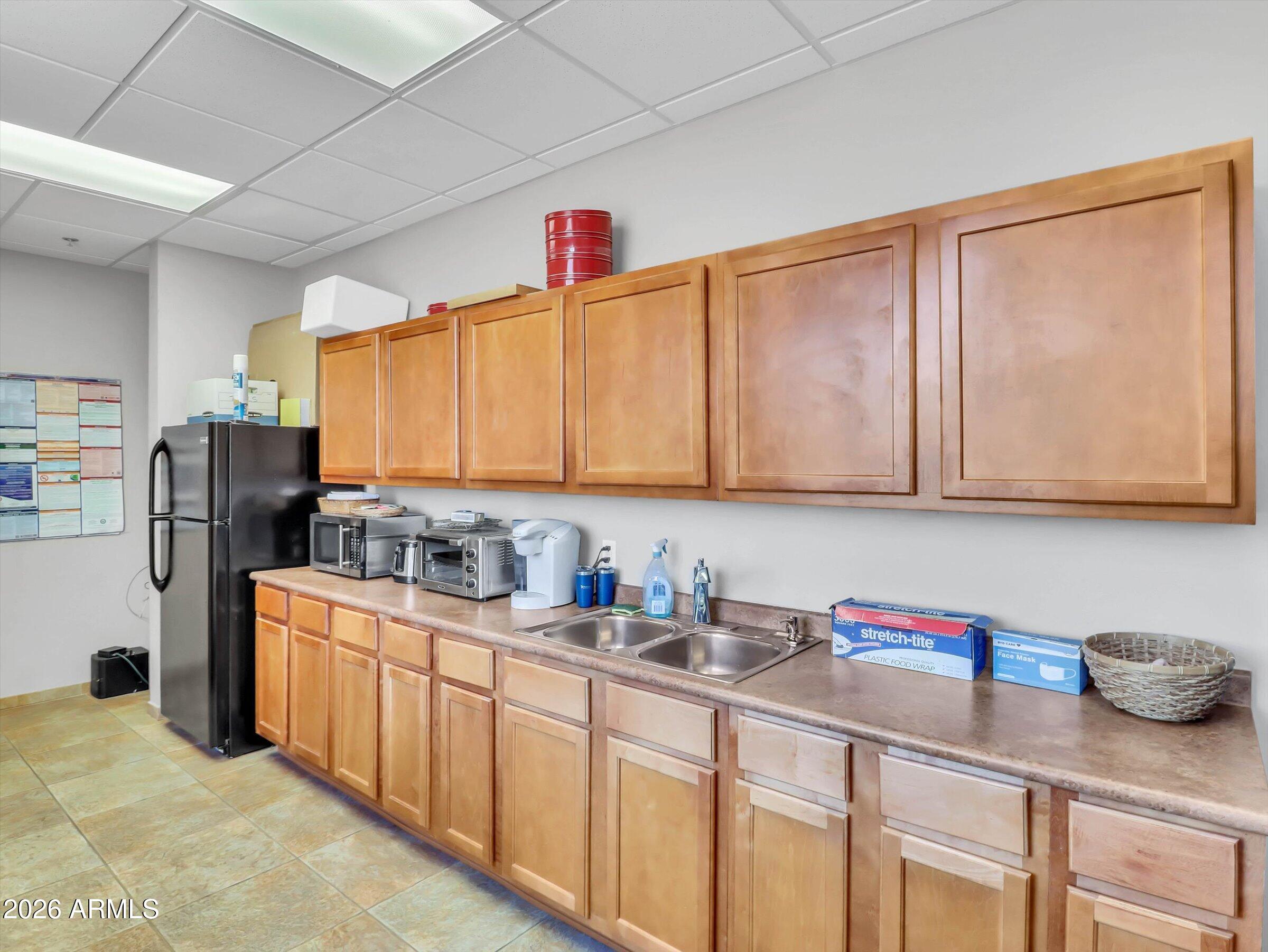 STAPLEY OFFICE COMPLEX - Commercial Sale