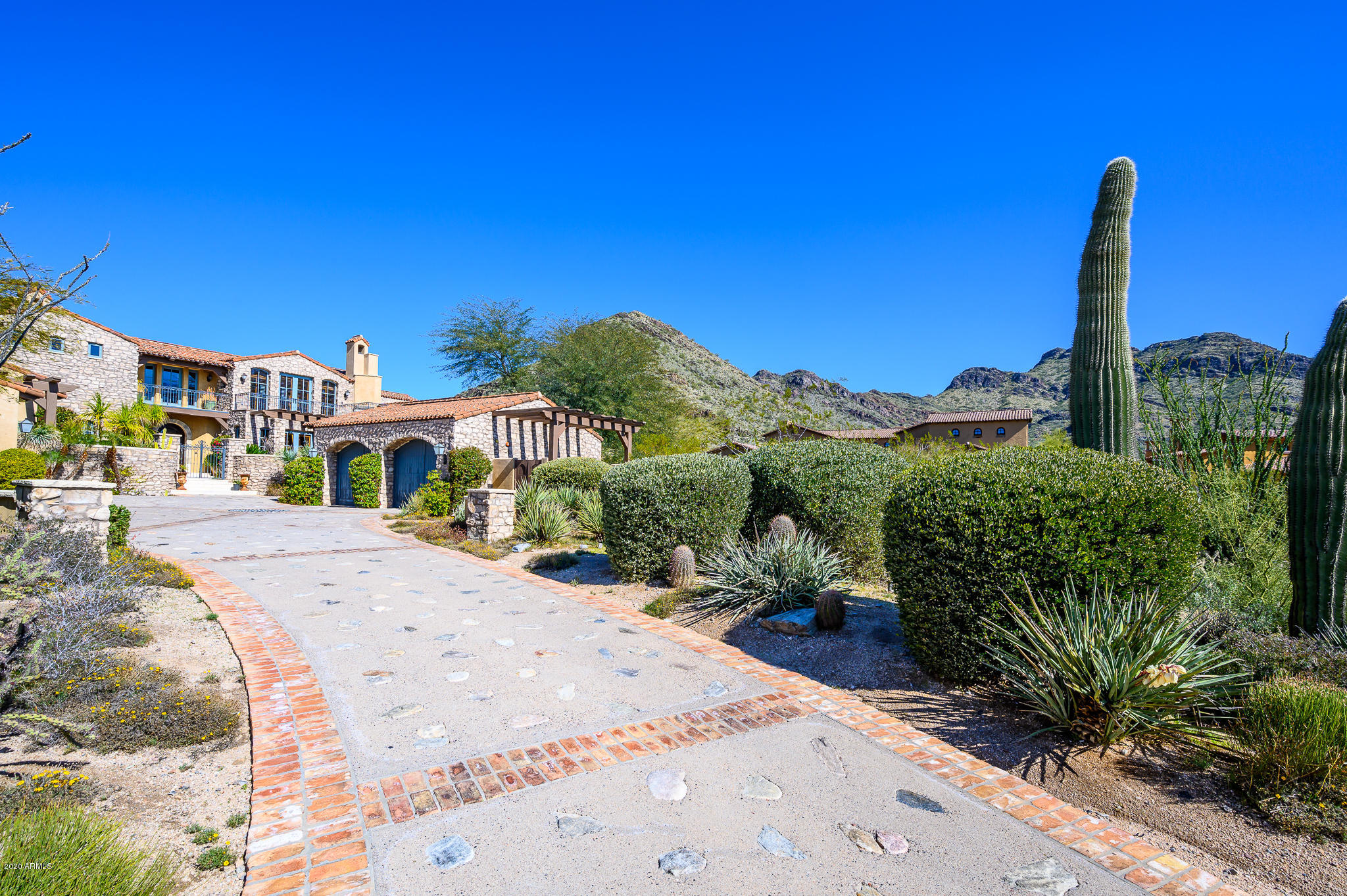 DC RANCH - Residential