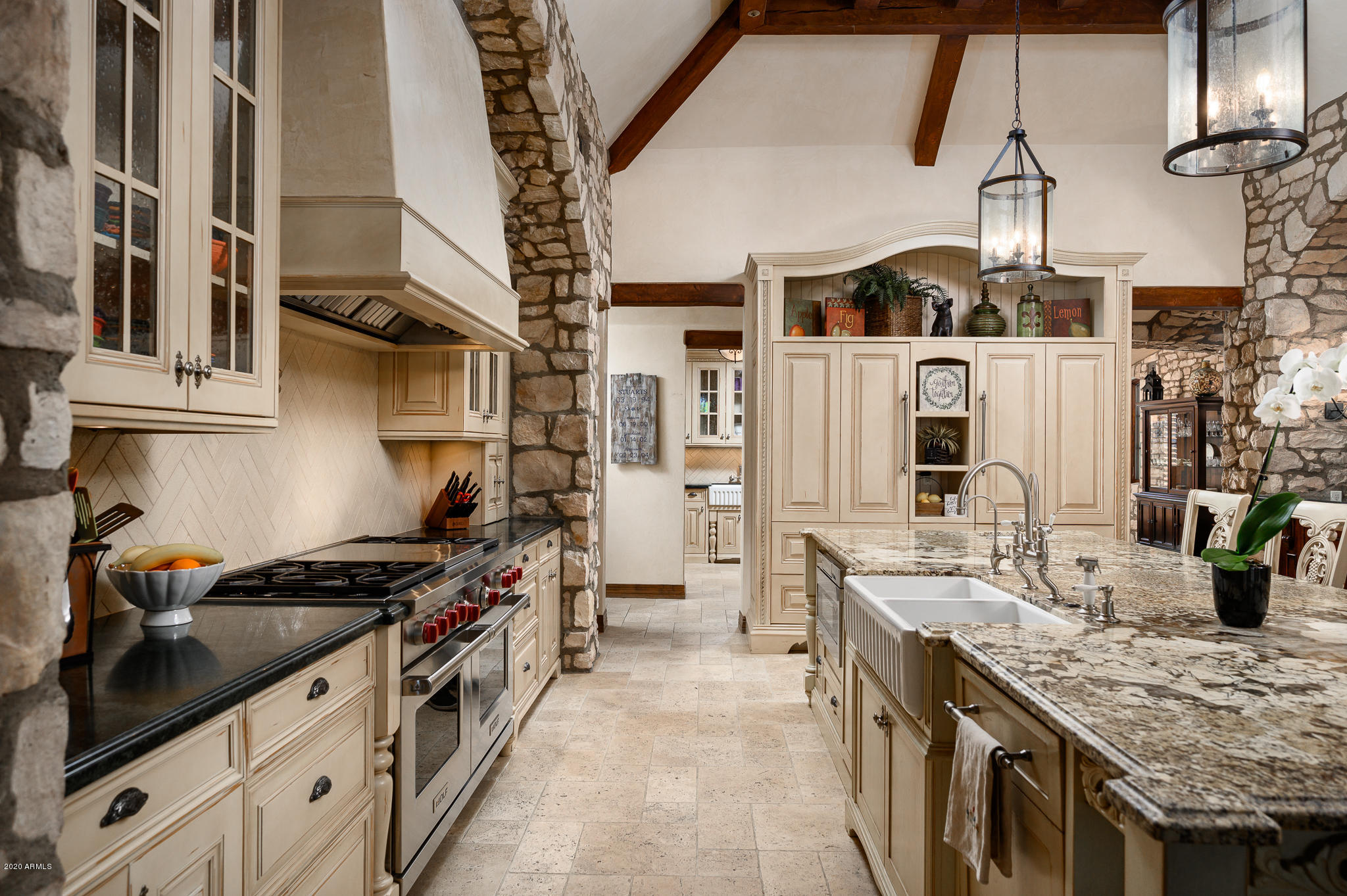 DC RANCH - Residential