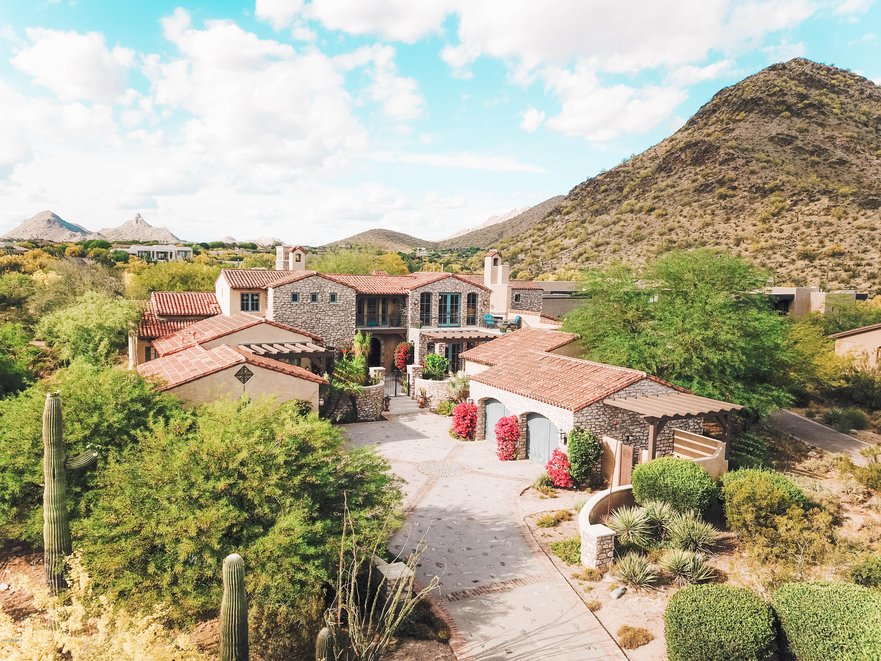 DC RANCH - Residential