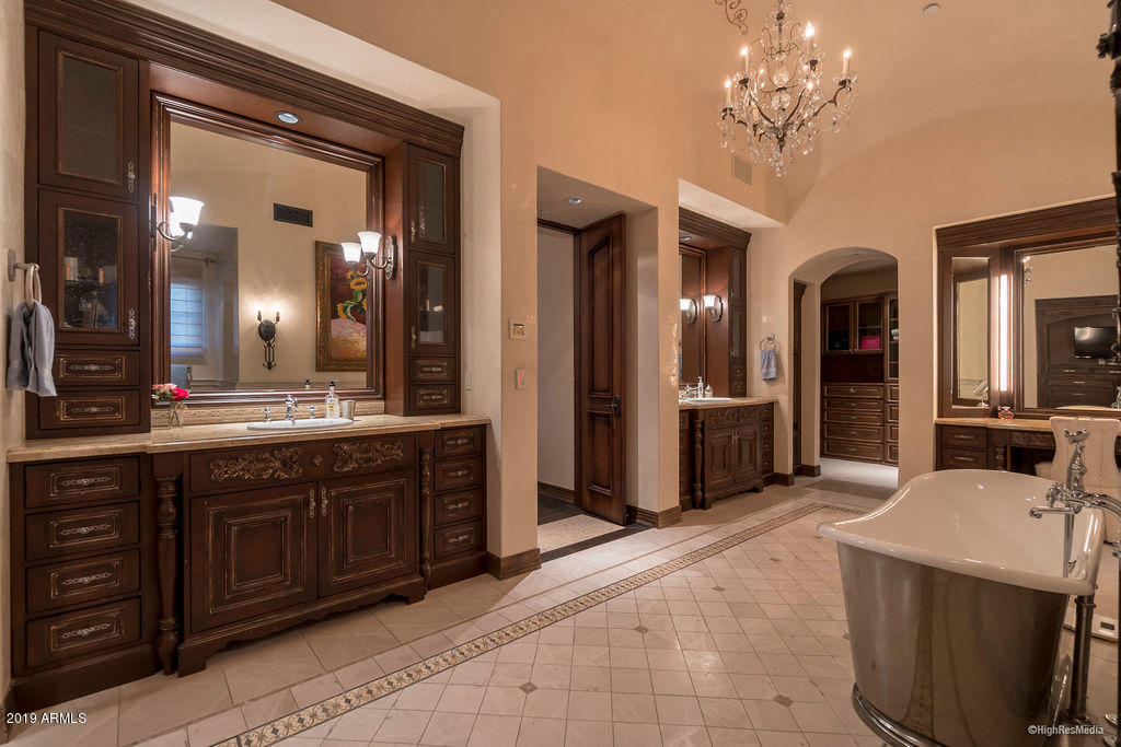 DC RANCH - Residential