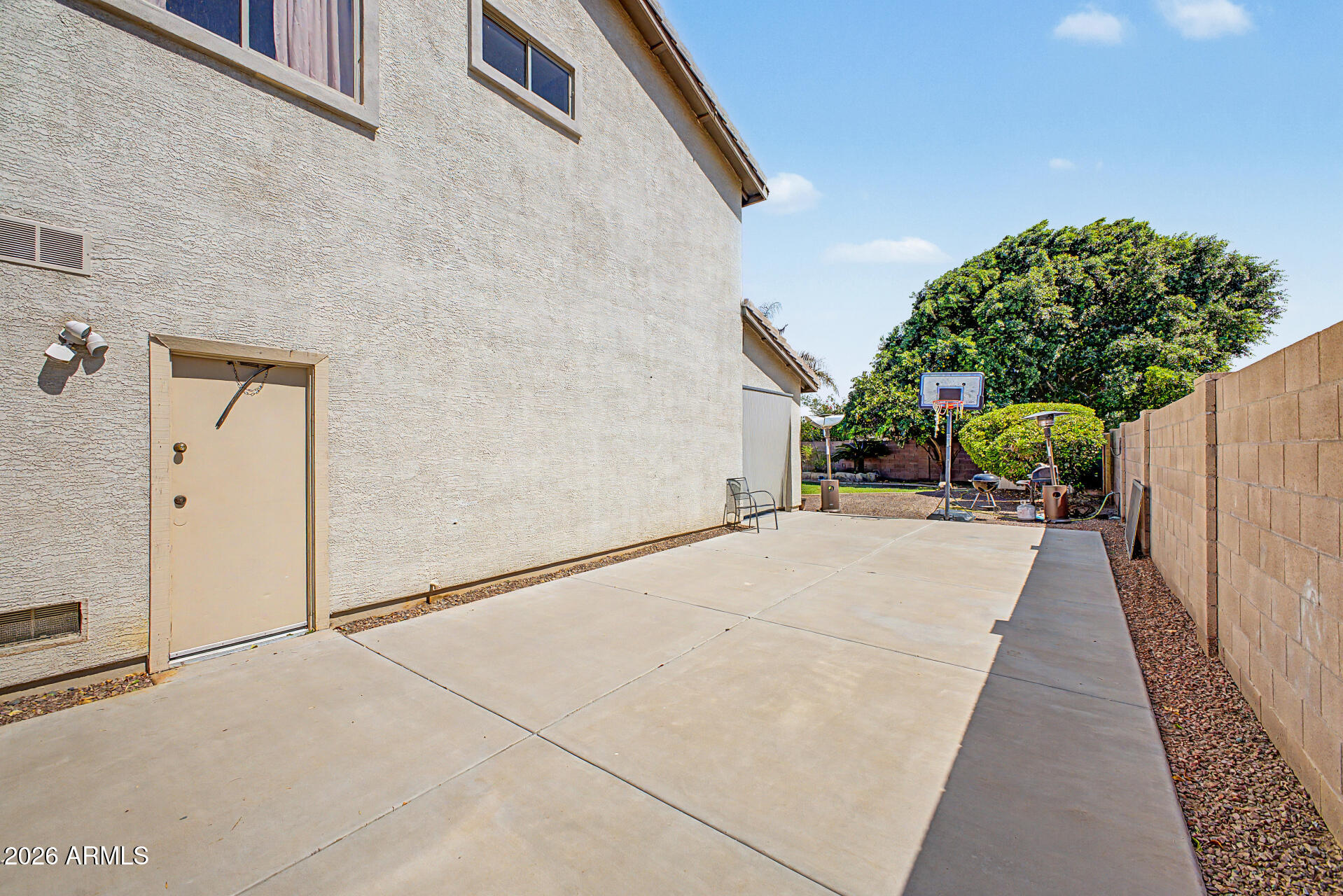 LANTANA RANCH - Residential