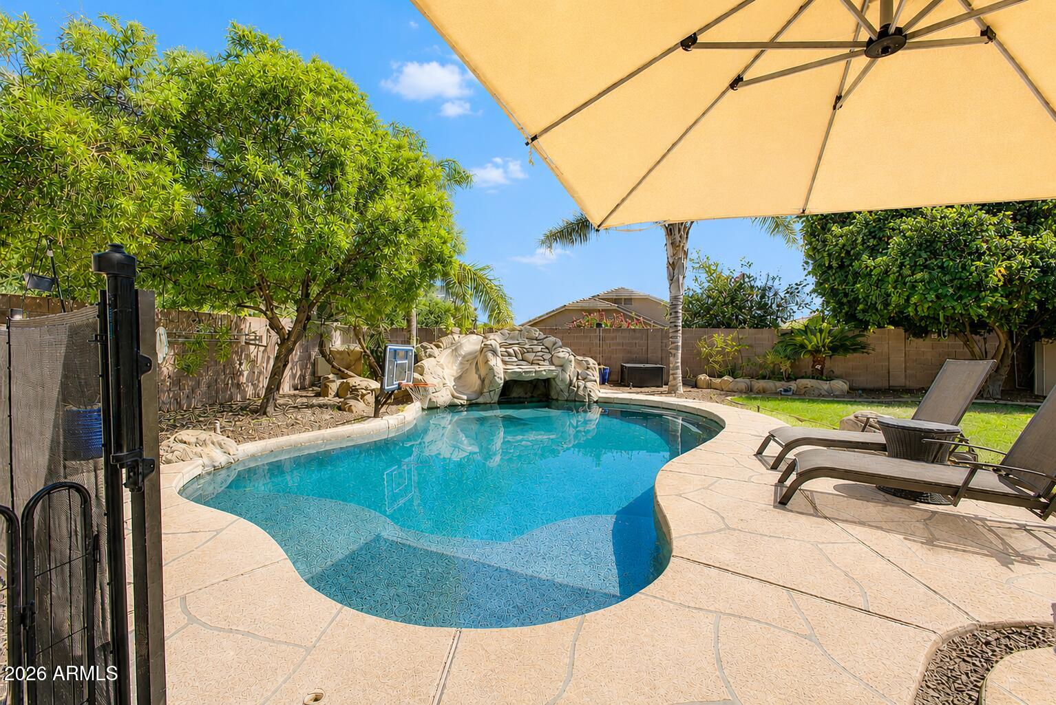 LANTANA RANCH - Residential