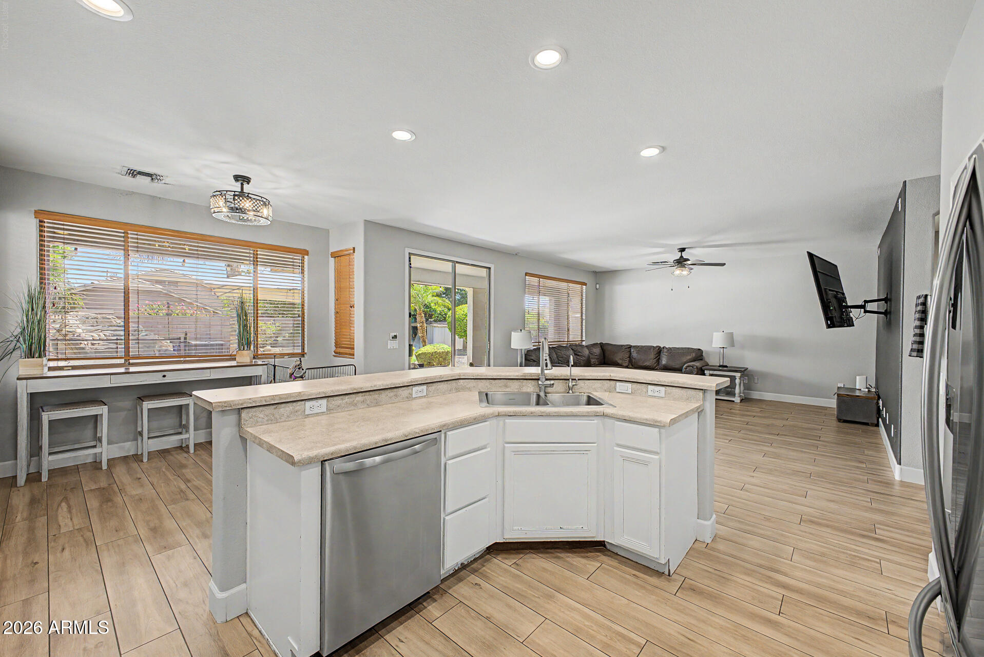 LANTANA RANCH - Residential