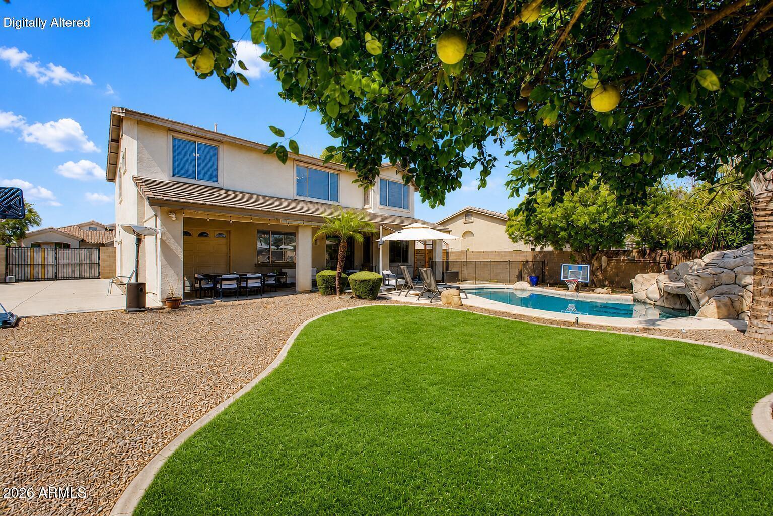 LANTANA RANCH - Residential