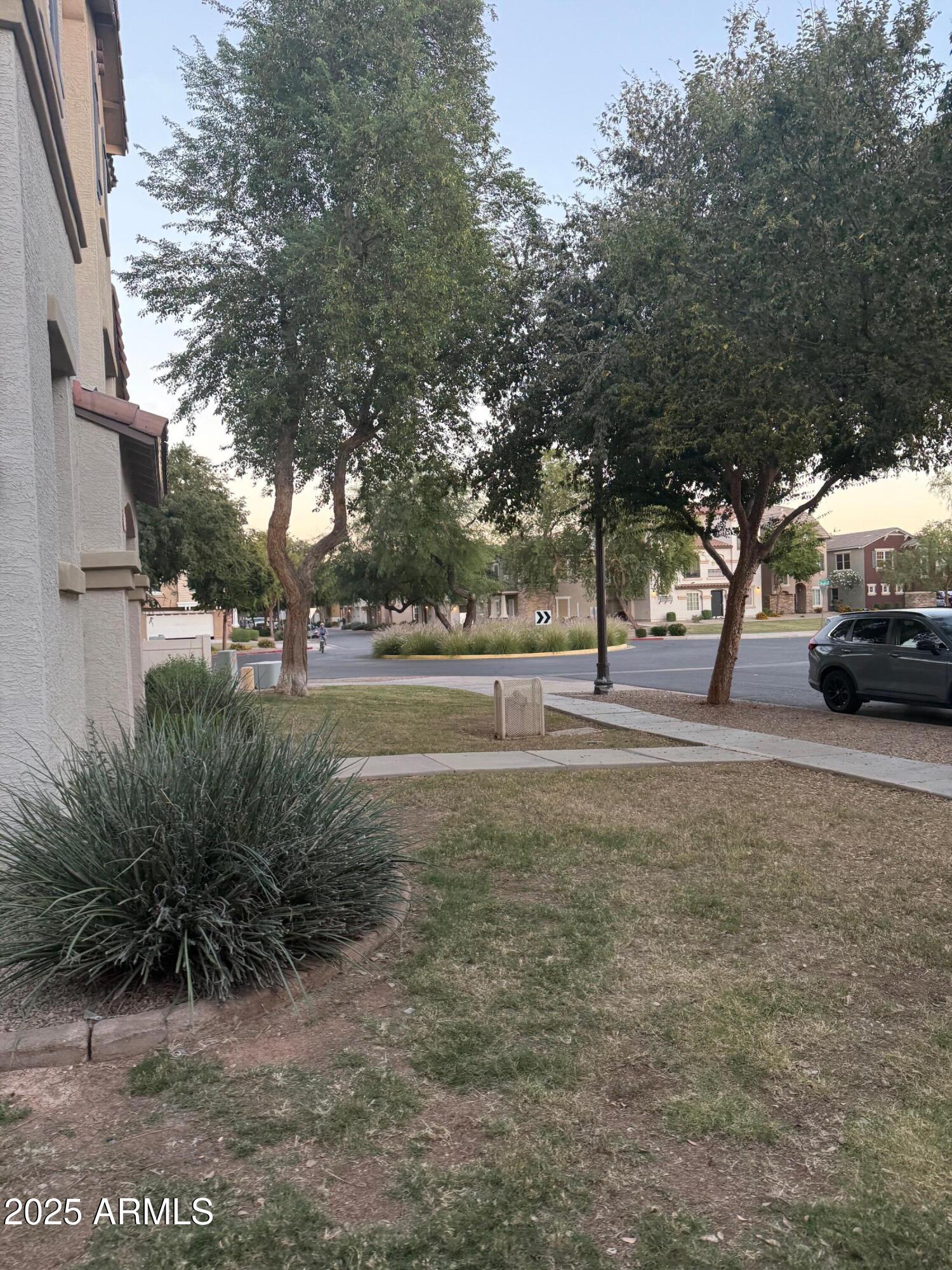 GARDENS PARCEL 5 CONDOMINIUM AMD - Residential