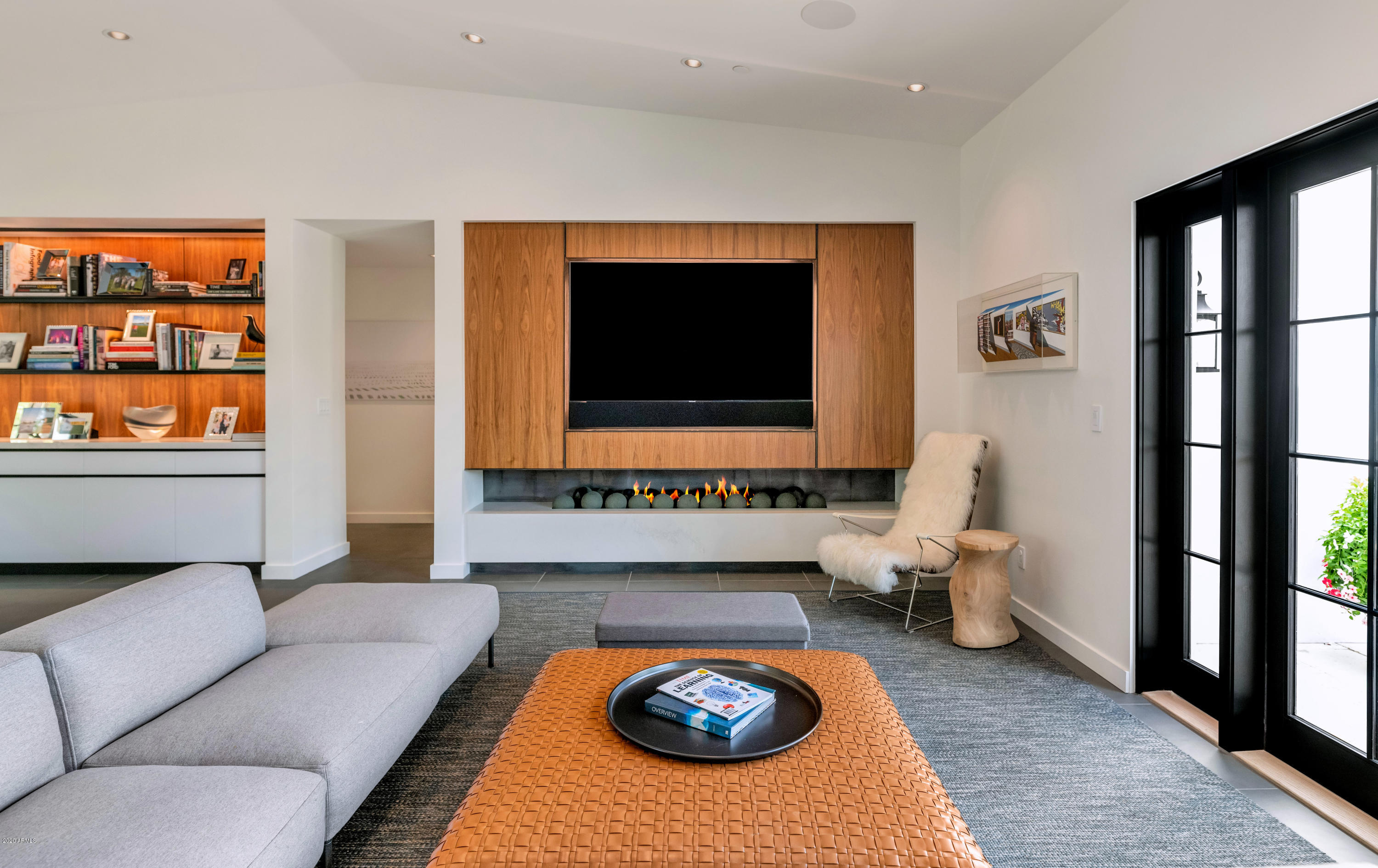 CASA BLANCA ESTATES - Residential