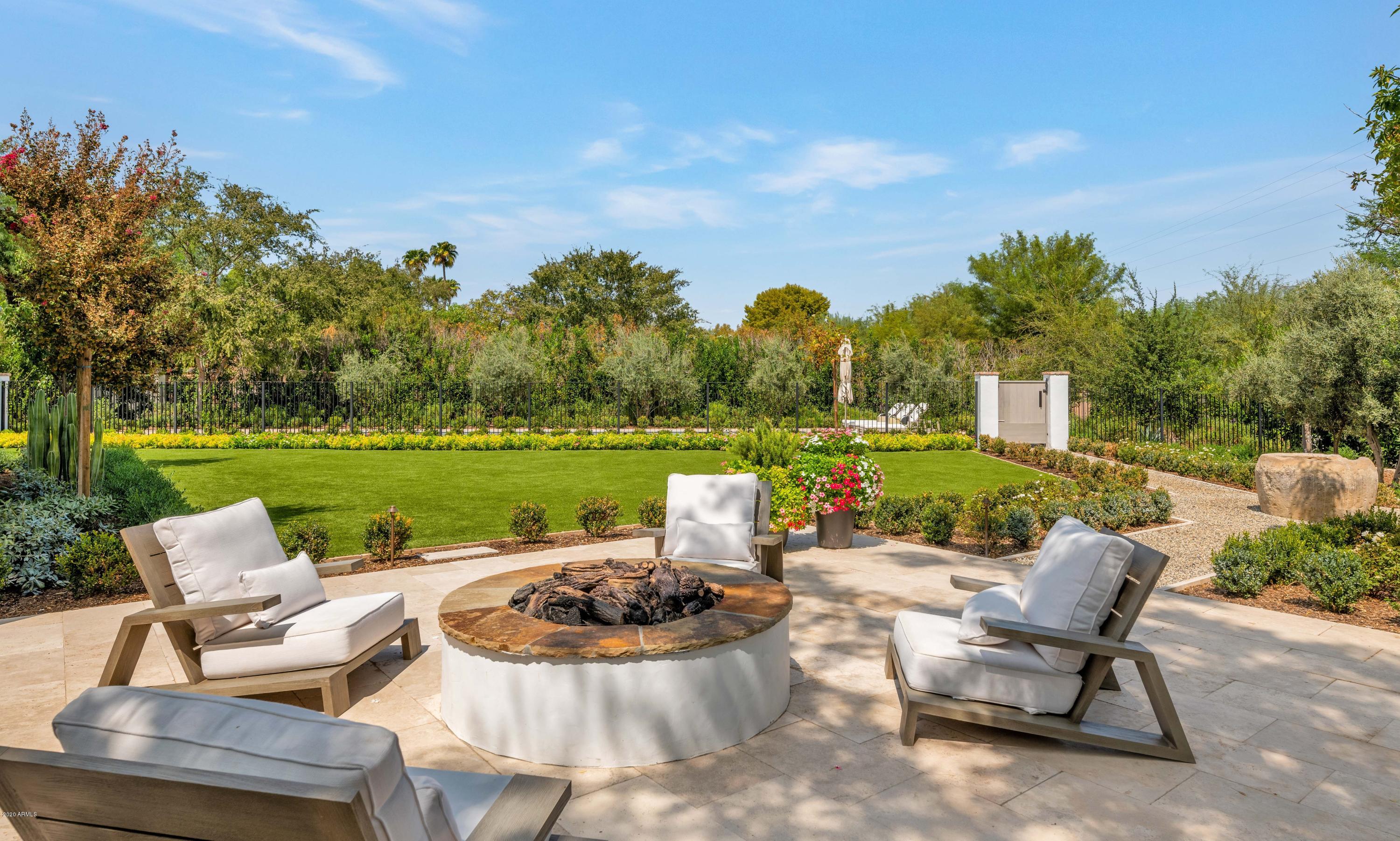 CASA BLANCA ESTATES - Residential