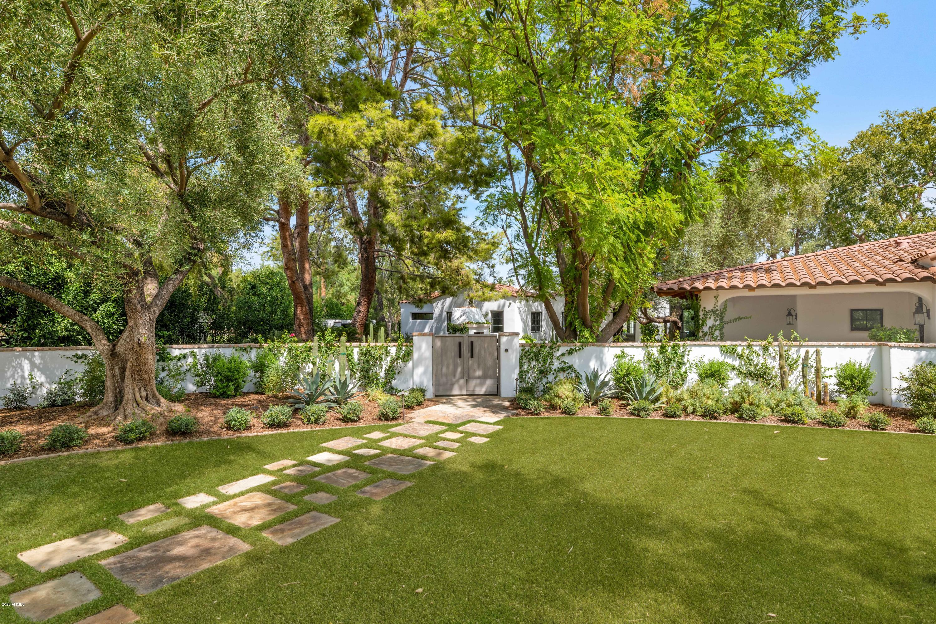 CASA BLANCA ESTATES - Residential