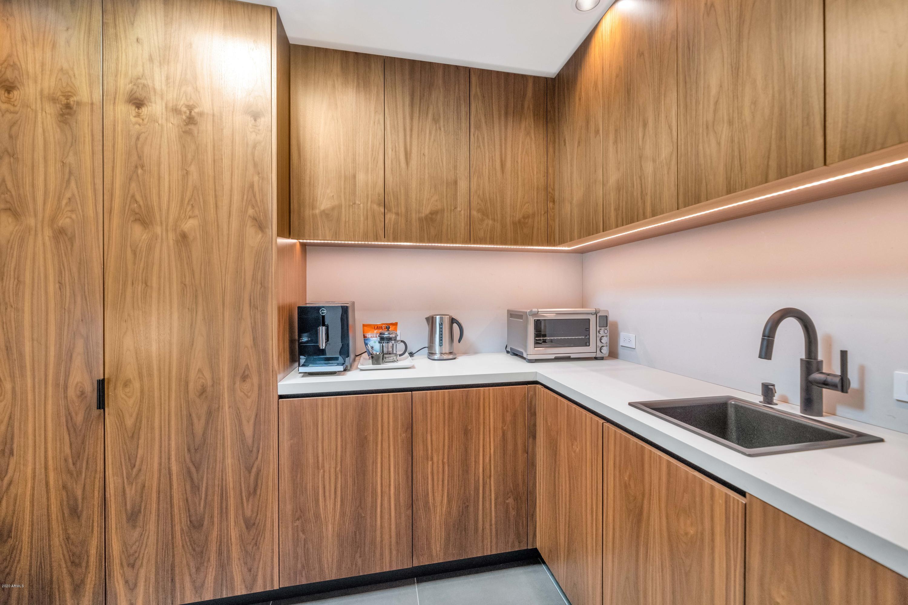 CASA BLANCA ESTATES - Residential