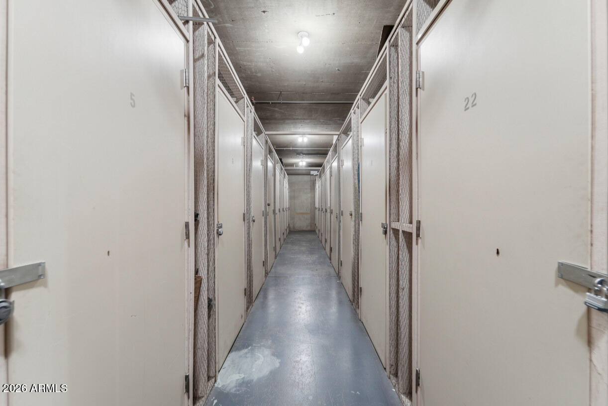 EXECUTIVE TOWERS - Residential