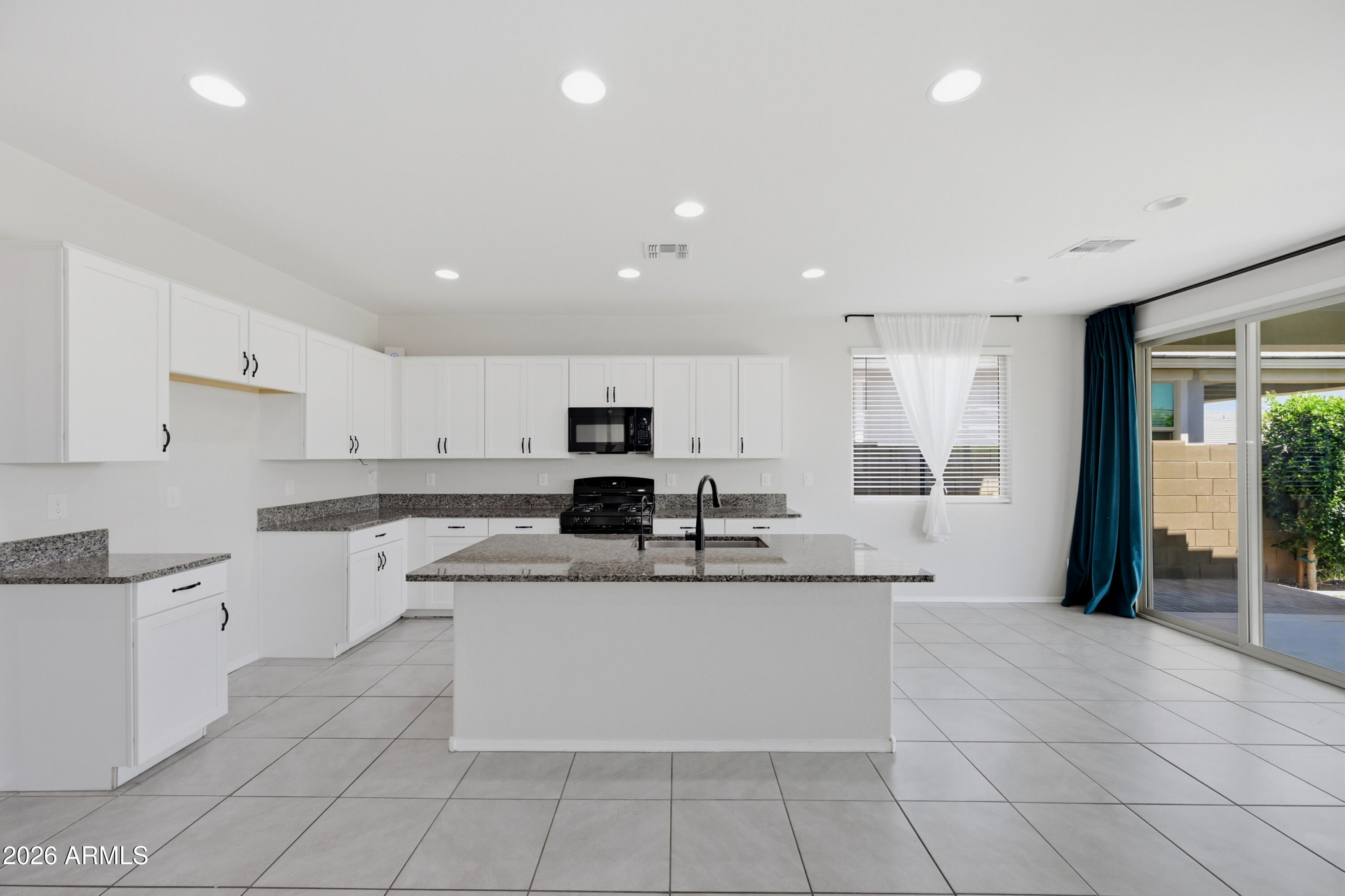 DESERT PLACE AT MORRISON RANCH PHASE 4 - Residential