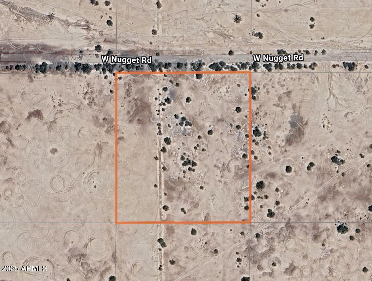 Quiet desert environment with wide-open spaces and natural beauty -- away from the busy city. This lot offers the freedom to decide how and when to develop—whether building your dream home, holding for investment, or creating a custom project. 

3 miles from the Interstate 10 (I-10) freeway. 

Approximately 3 miles from the nearest developed residential community,