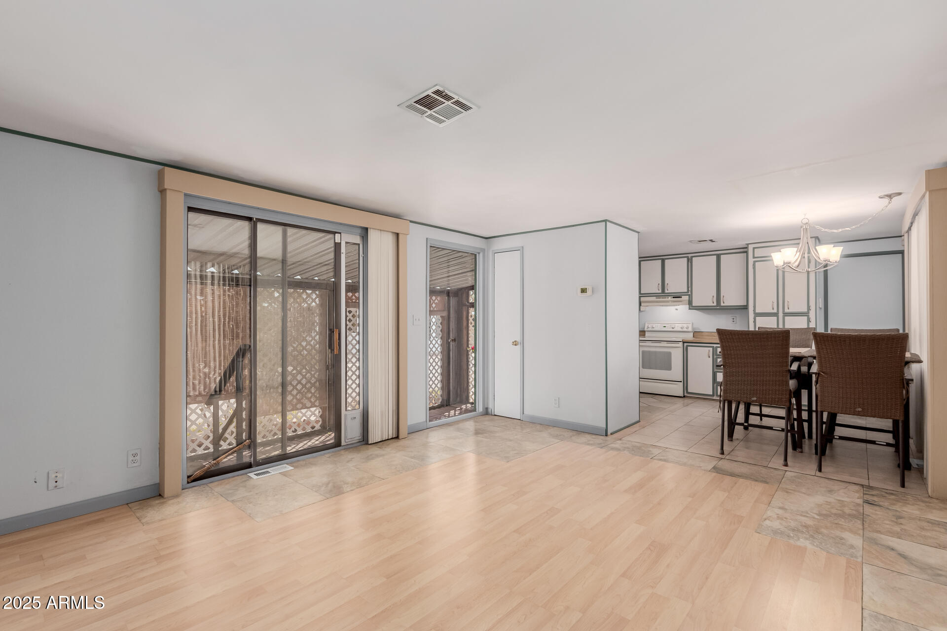 Phoenix North Mobile Home Park - Residential