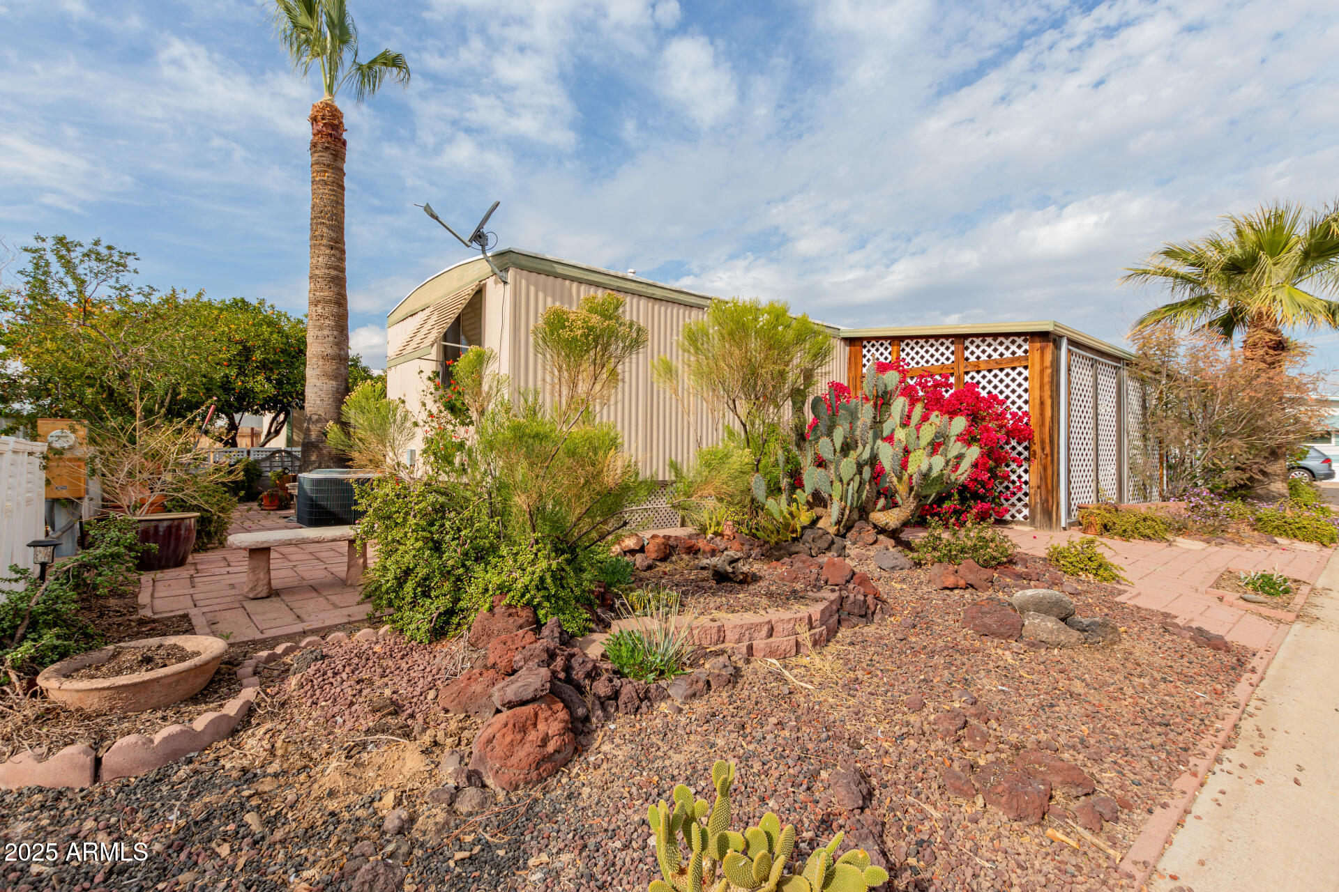 Phoenix North Mobile Home Park - Residential