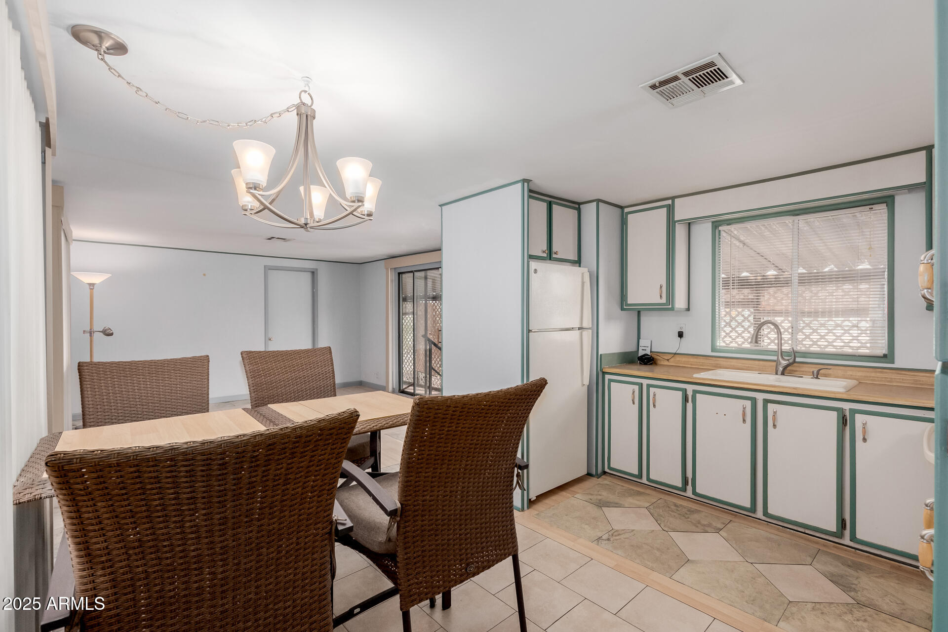 Phoenix North Mobile Home Park - Residential