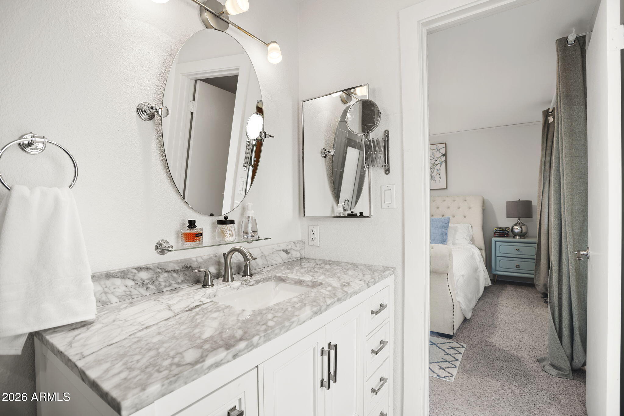 MELROSE PARADISE UNIT 6 - Residential Lease
