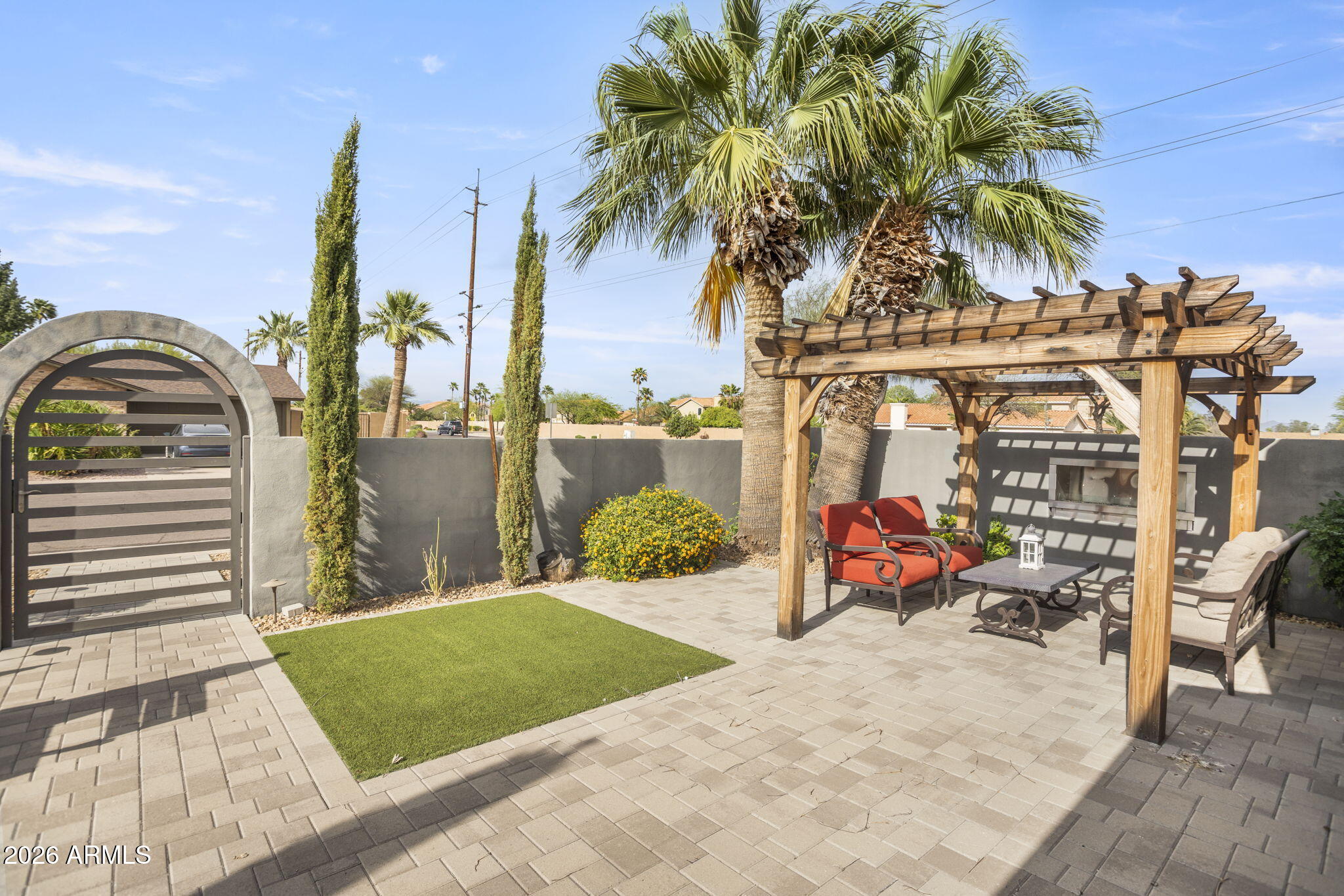 MELROSE PARADISE UNIT 6 - Residential Lease